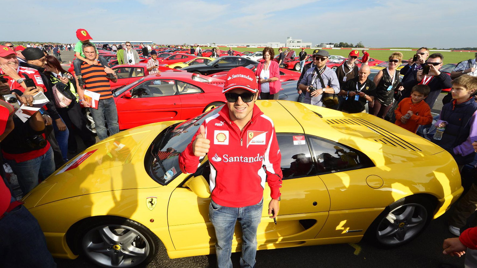 Gathering of 964 Ferraris at Silverstone in the UK have set a new world record