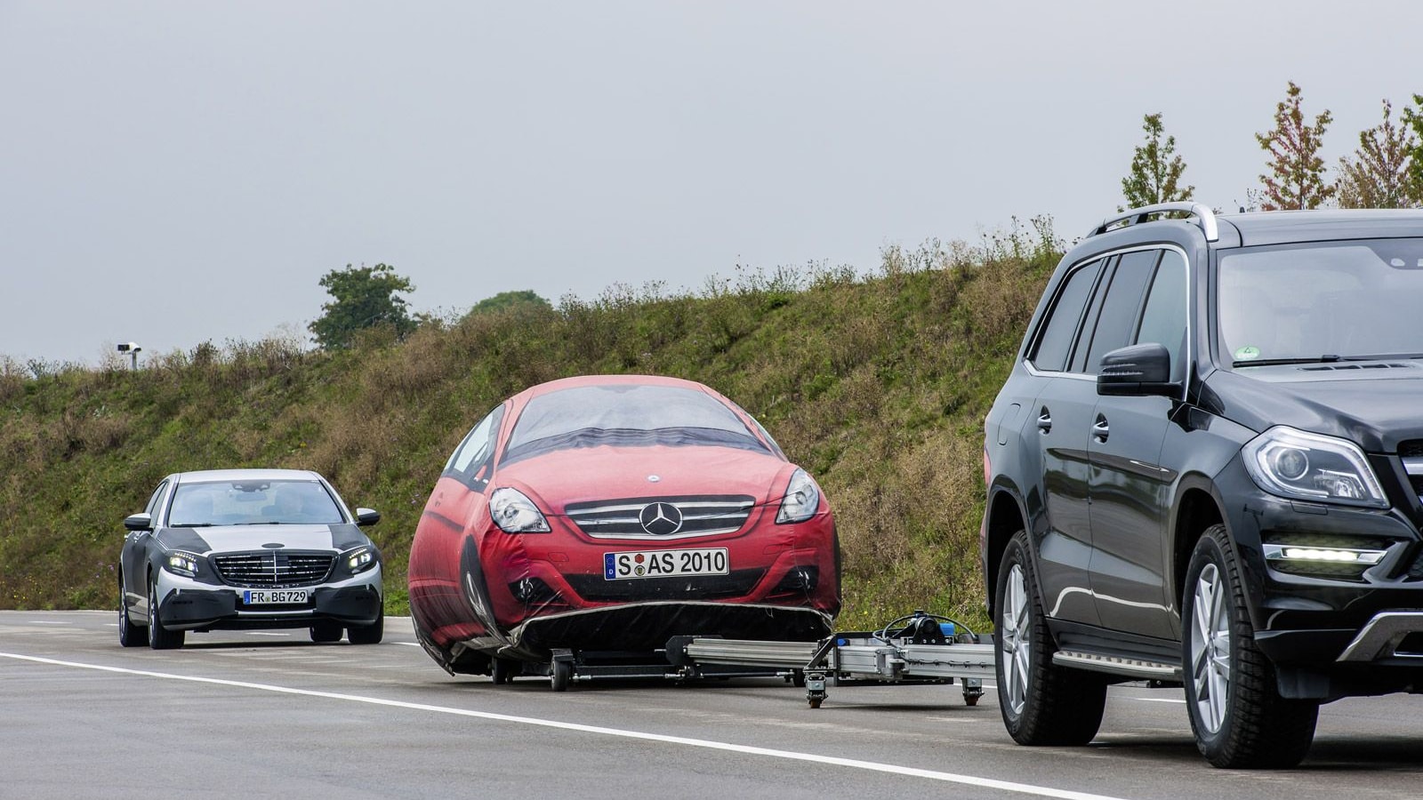 2014 Mercedes-Benz S Class autonomous steering testing