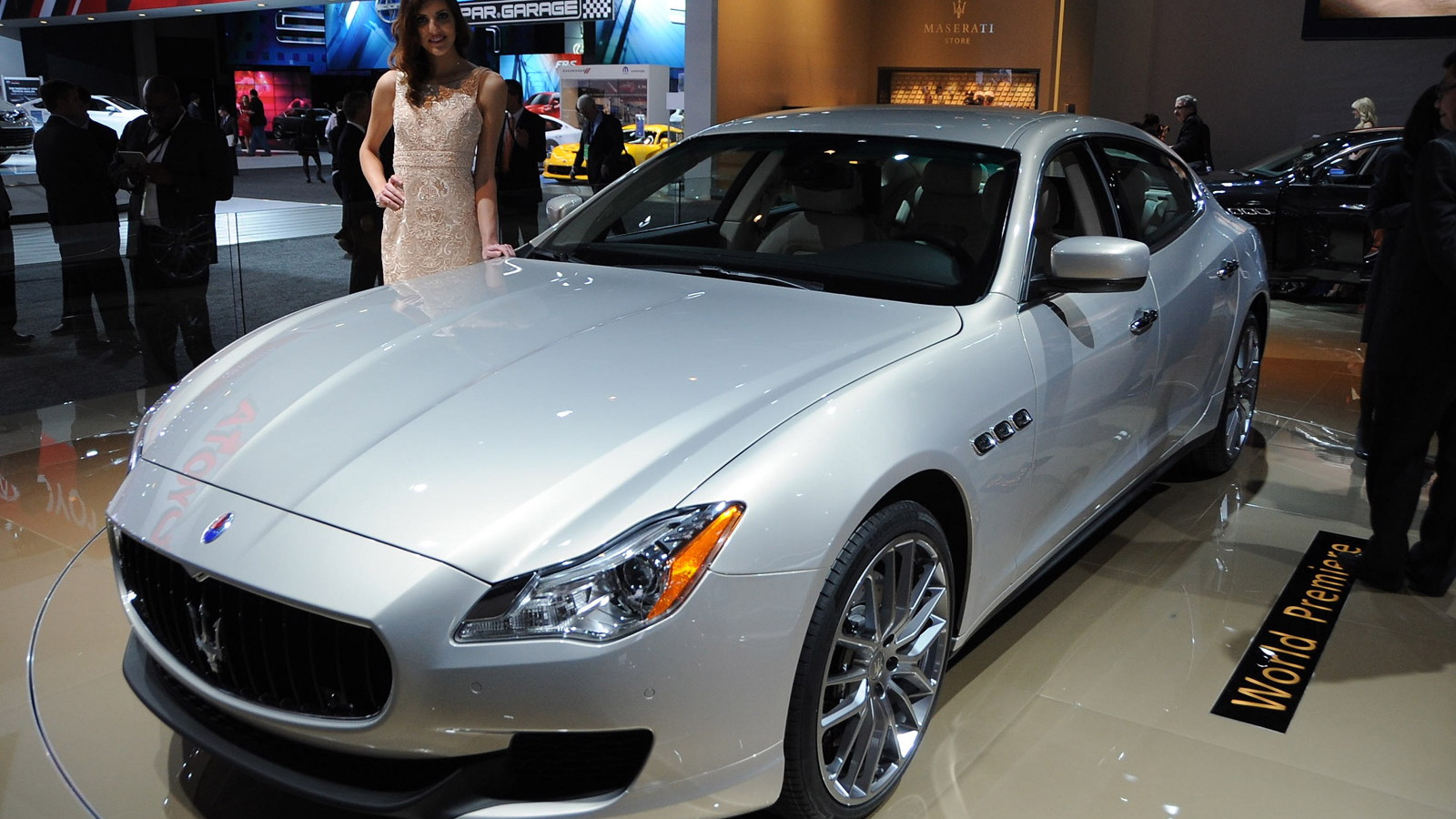 2014 Maserati Quattroporte - 2013 Detroit Auto Show