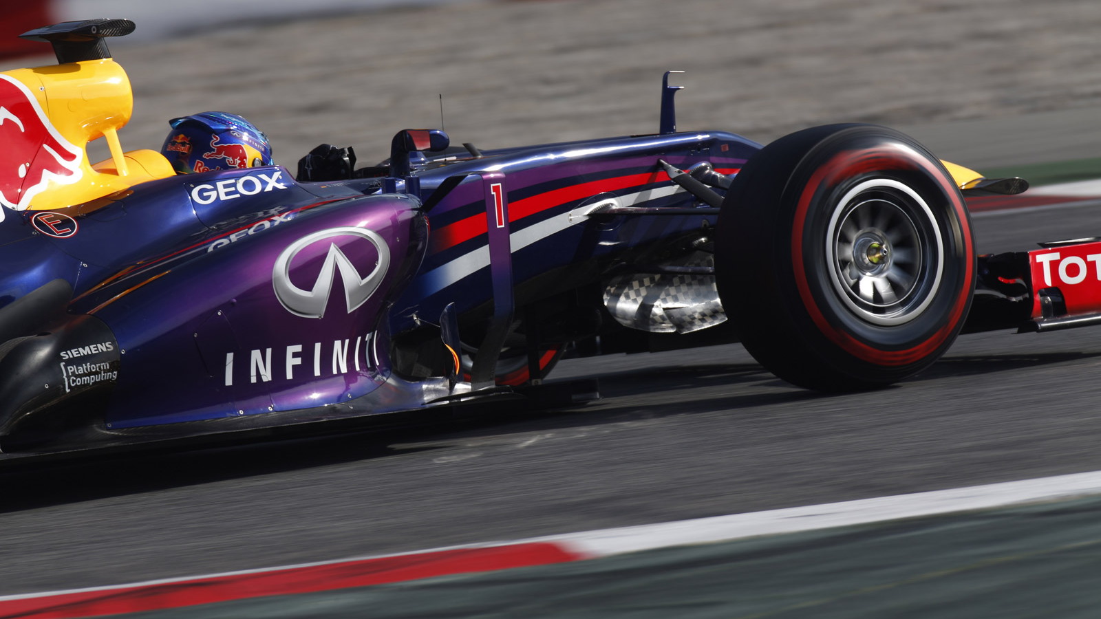 Infiniti Red Bull Racing 2013 Formula One car
