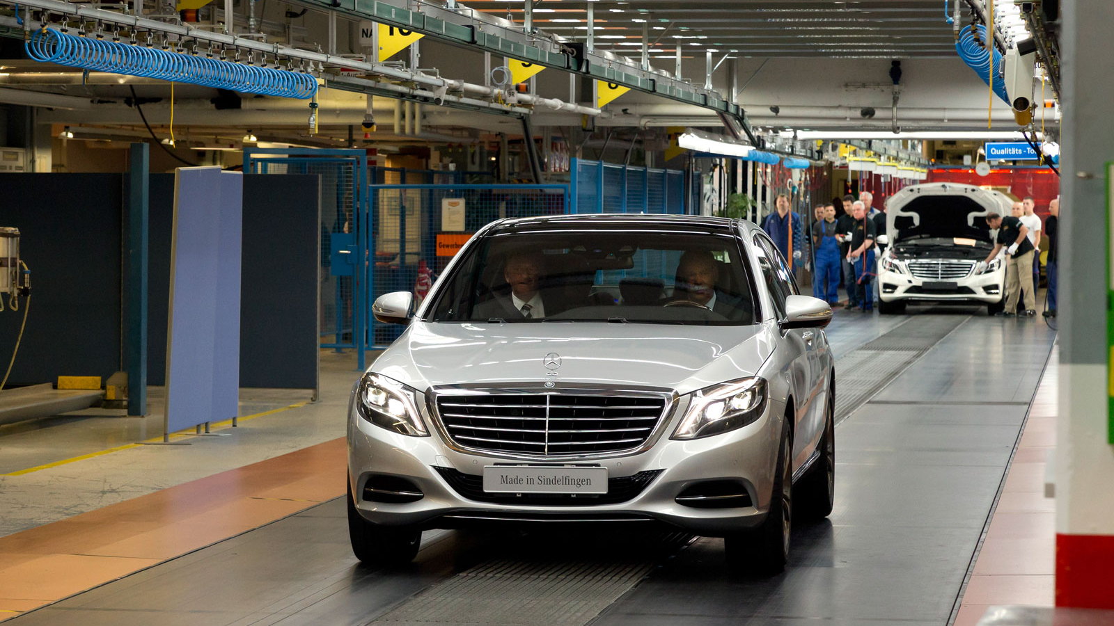 2014 Mercedes-Benz S Class production in Sindelfingen, Germany
