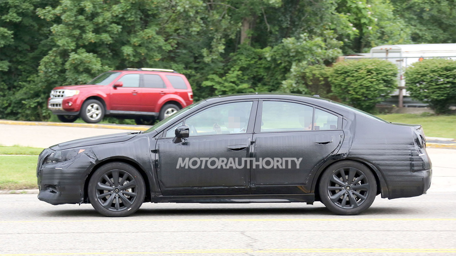 2015 Subaru Legacy spy shots