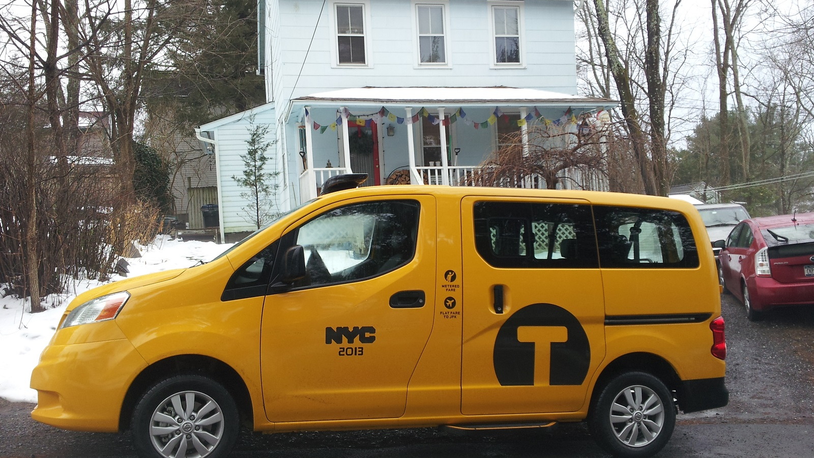 Nissan NV200 'Taxi of Tomorrow' in New York City livery, road test, Dec 2013