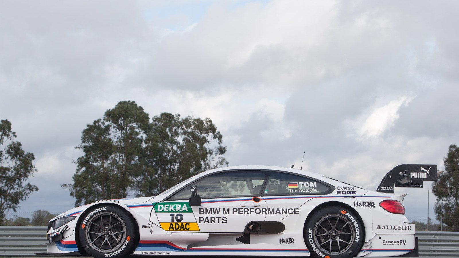 2014 BMW M4 DTM race car