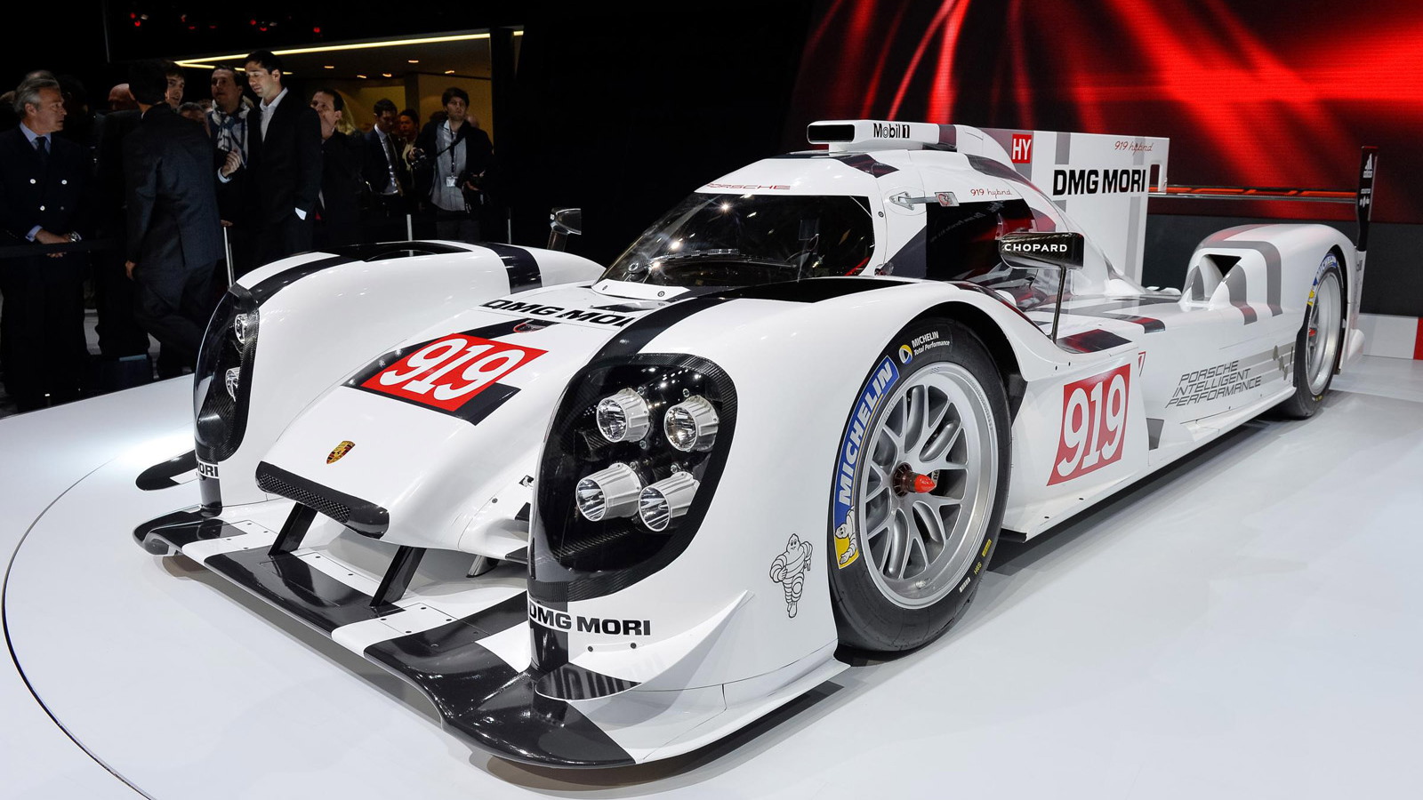 2014 Porsche 919 hybrid Le Mans prototype
