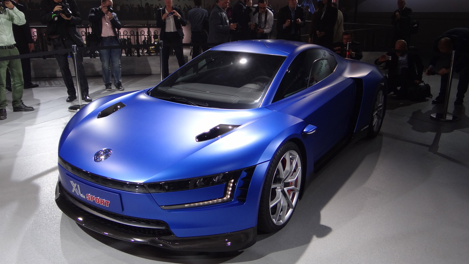 Volkswagen XL Sport concept, 2014 Paris Auto Show