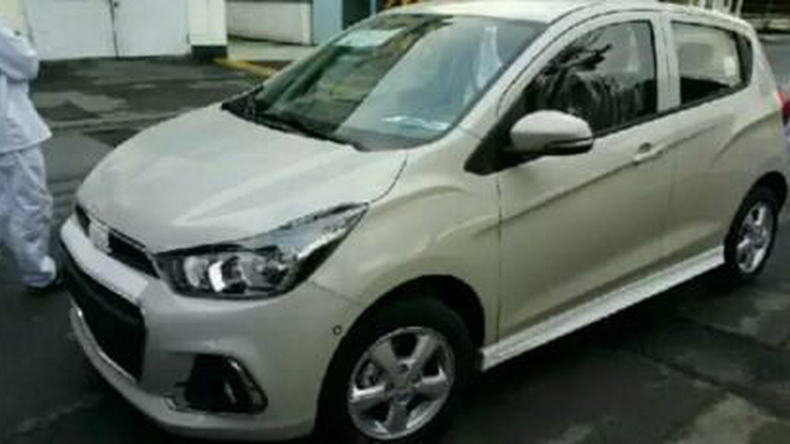 2017 Chevrolet Spark: Photos Of Updated Minicar Leaked In Korea