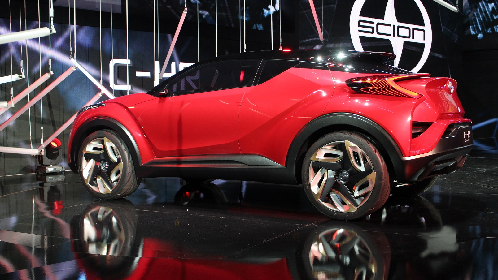 Scion C-HR Concept, 2015 Los Angeles Auto Show