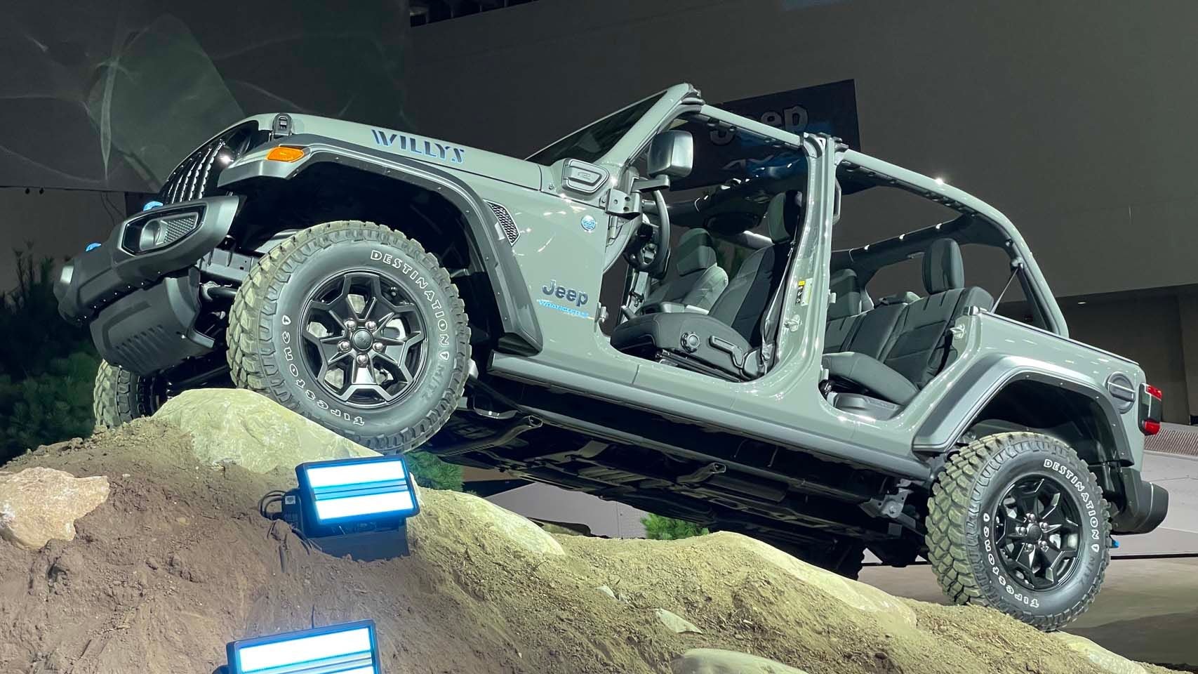 2023 Jeep Wrangler 4xe plug-in hybrid brings price cut with new Willys grade
