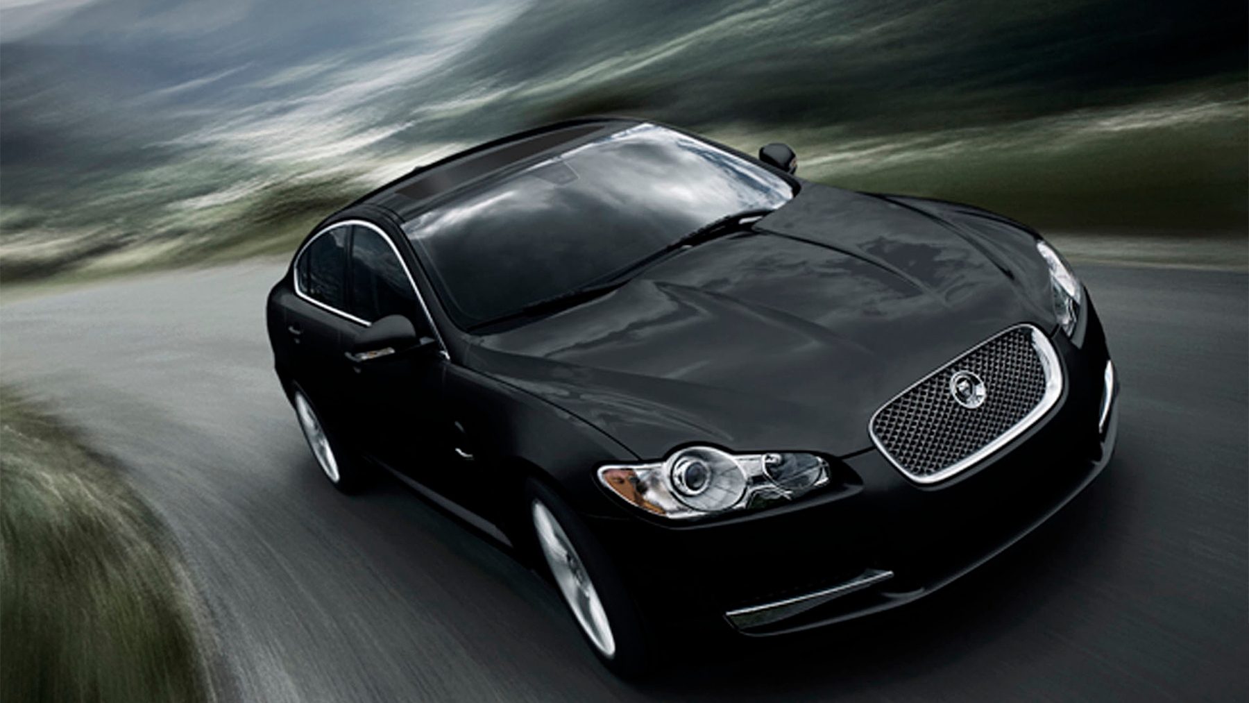 Jaguar Expands Lineup With 470hp Xf Supercharged