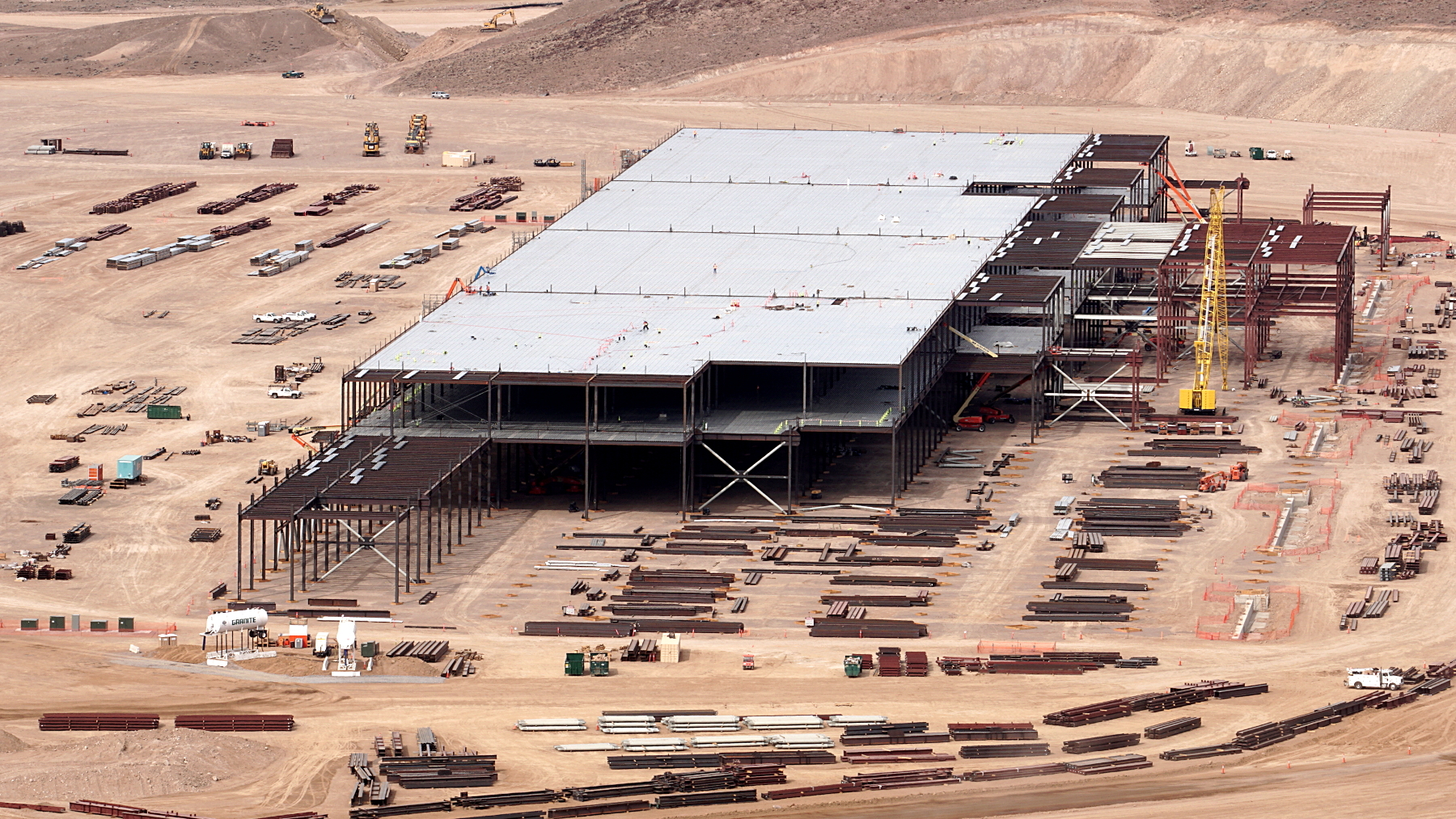 Tesla battery gigafactory site, Reno, Nevada, Feb 25, 2015  [photo: CC BY-NC-SA 4.0 Bob Tregilus]
