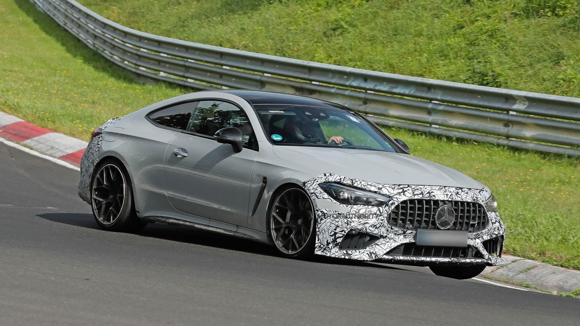 2025 Mercedes-Benz AMG CLE 63 S E Performance spy shots - Photo credit: Baldauf