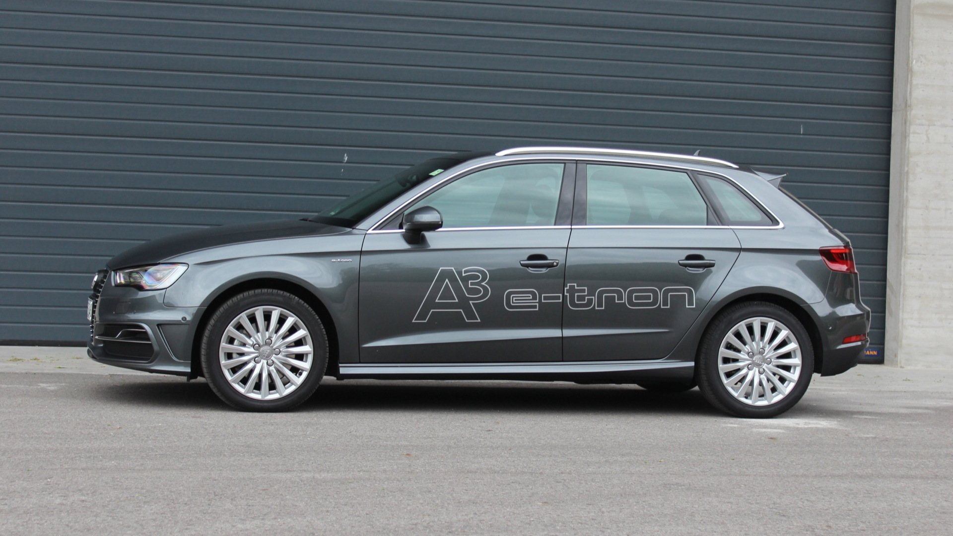 2016 Audi A3 e-tron  -  First Drive