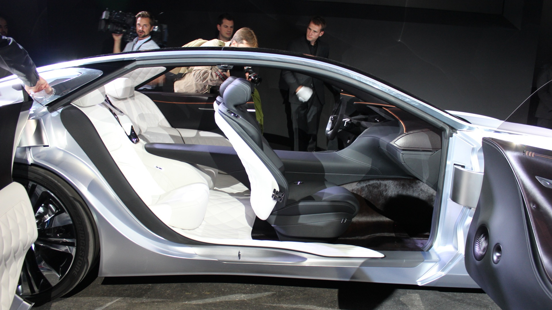 Infiniti Q80 Inspiration Concept  -  2014 Paris Auto Show (private event)