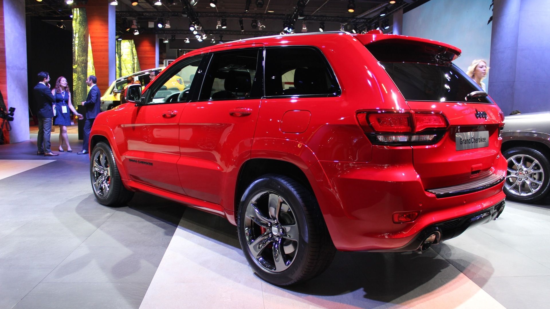 2015 Jeep Grand Cherokee SRT Red Vapor Limited Edition (Euro-spec)  -  2014 Paris Auto Show