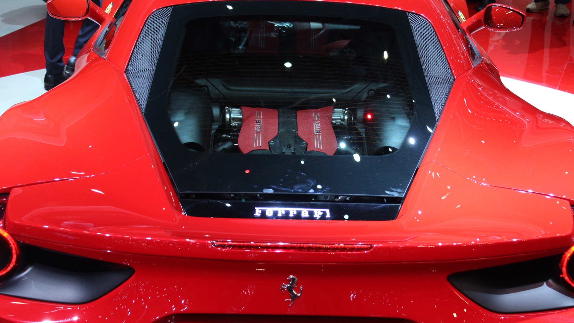 2016 Ferrari 488 GTB  -  Live Photos, 2015 Geneva Motor Show