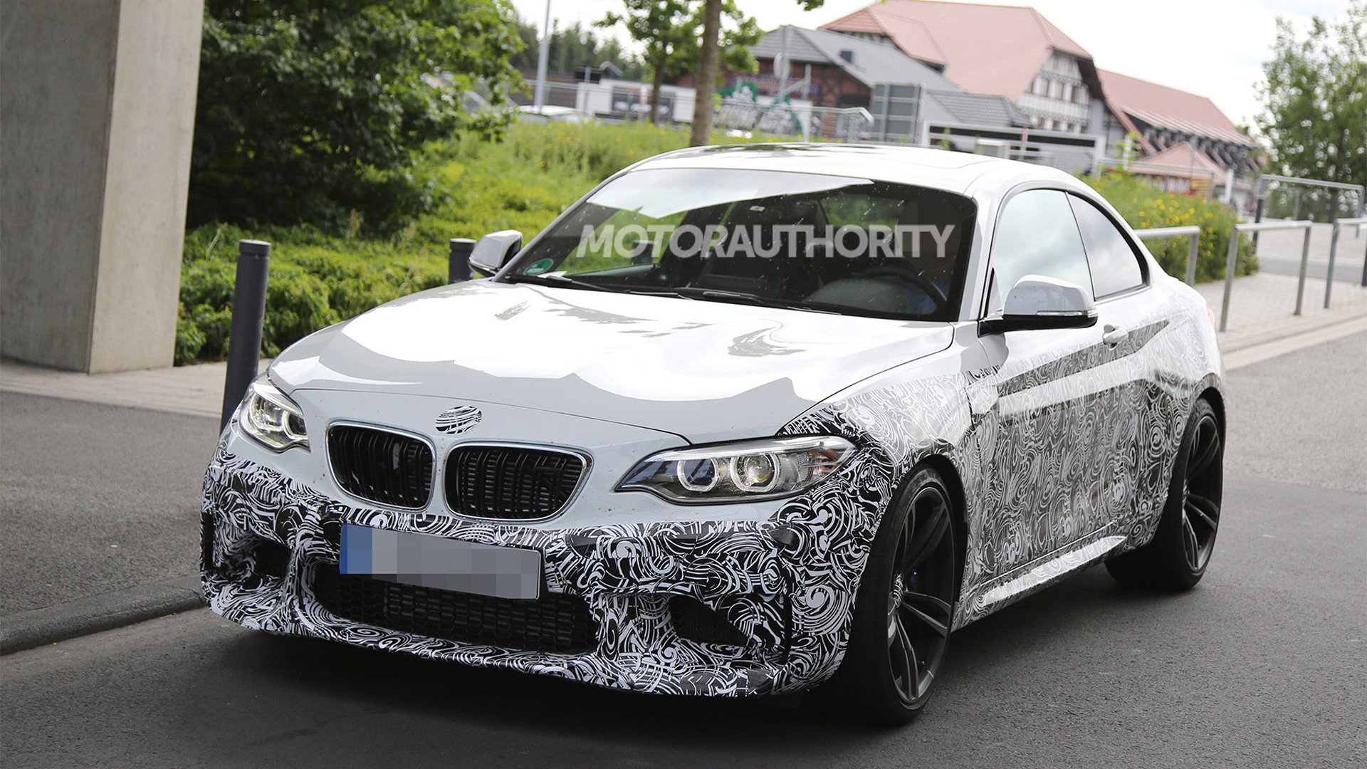 2016 BMW M2 spy shots - Image via S. Baldauf/SB-Medien