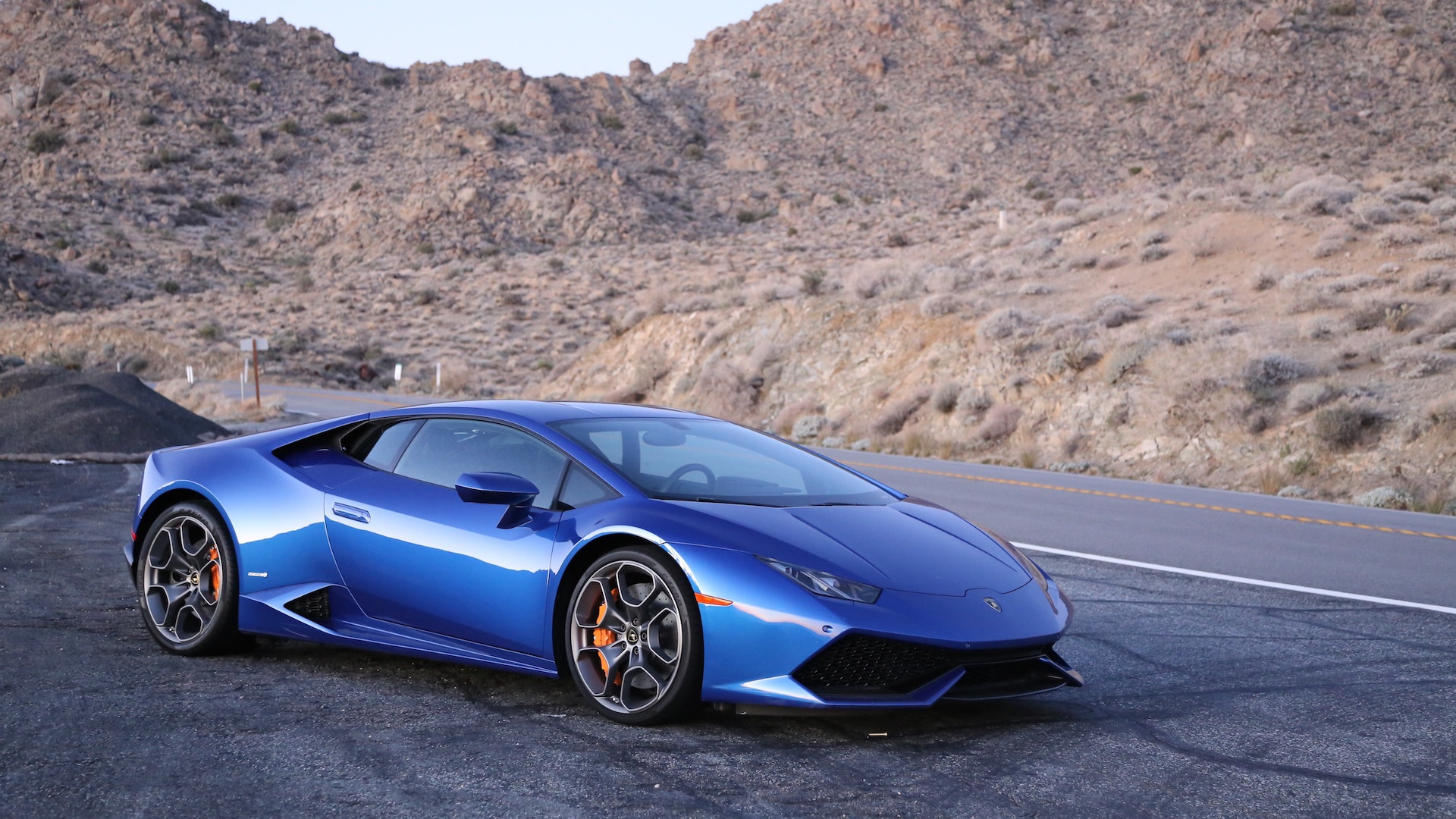 2015 Lamborghini Huracan Video Road Test
