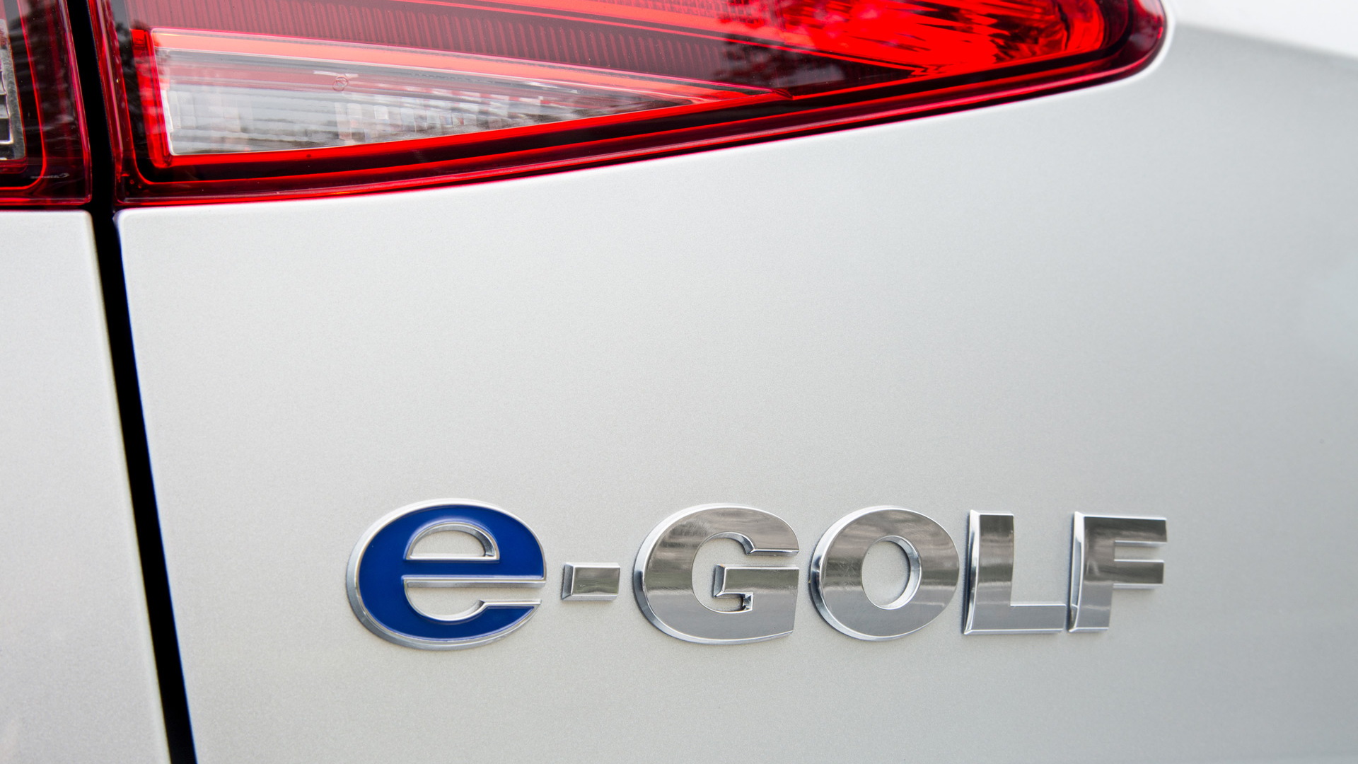 Volkswagen e-Golf Touch - 2016 Consumer Electronics Show
