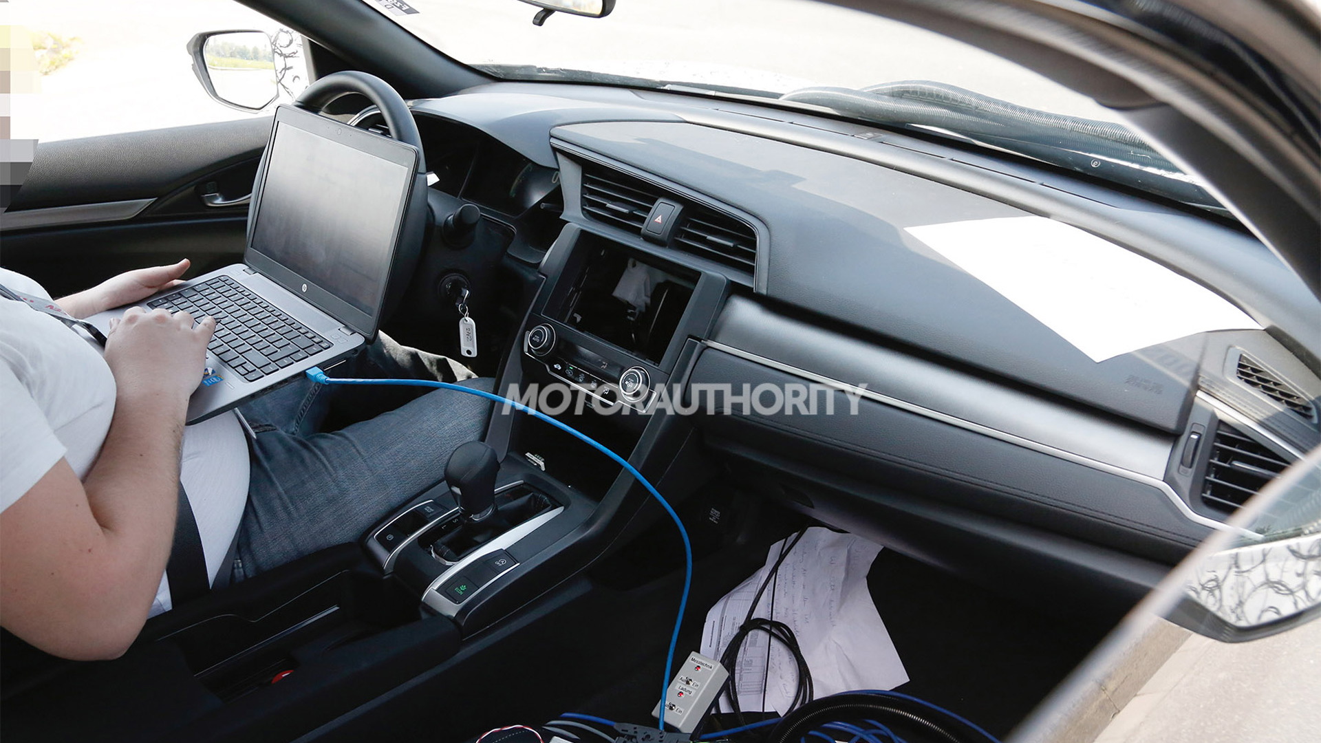 2017 Honda Civic Hatchback spy shots - Image via S. Baldauf/SB-Medien