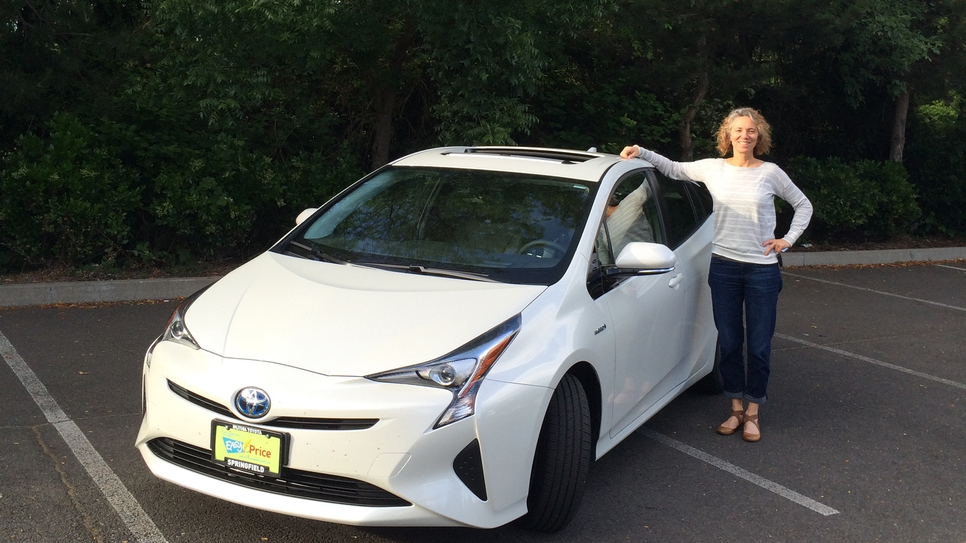 Jen Smith with her new 2016 Toyota Prius Four