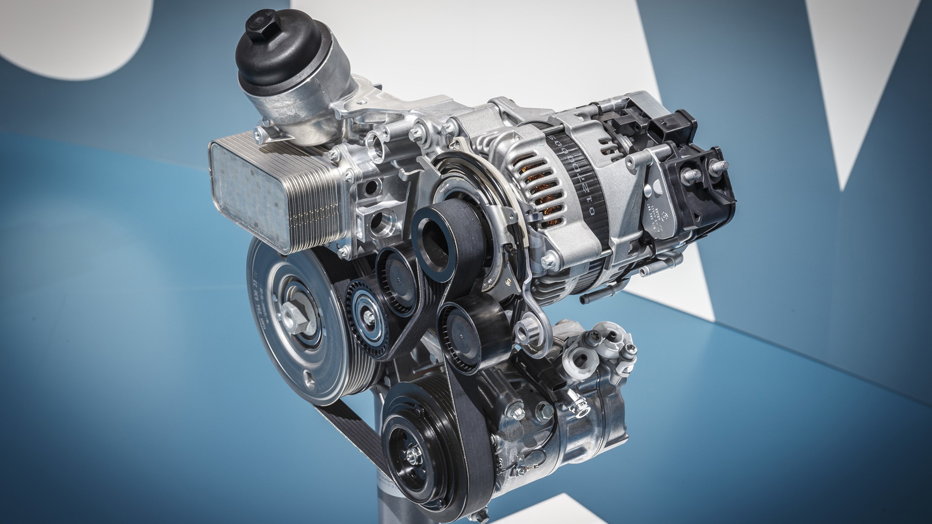 Mercedes-Benz belt-driven starter generator (RSG)