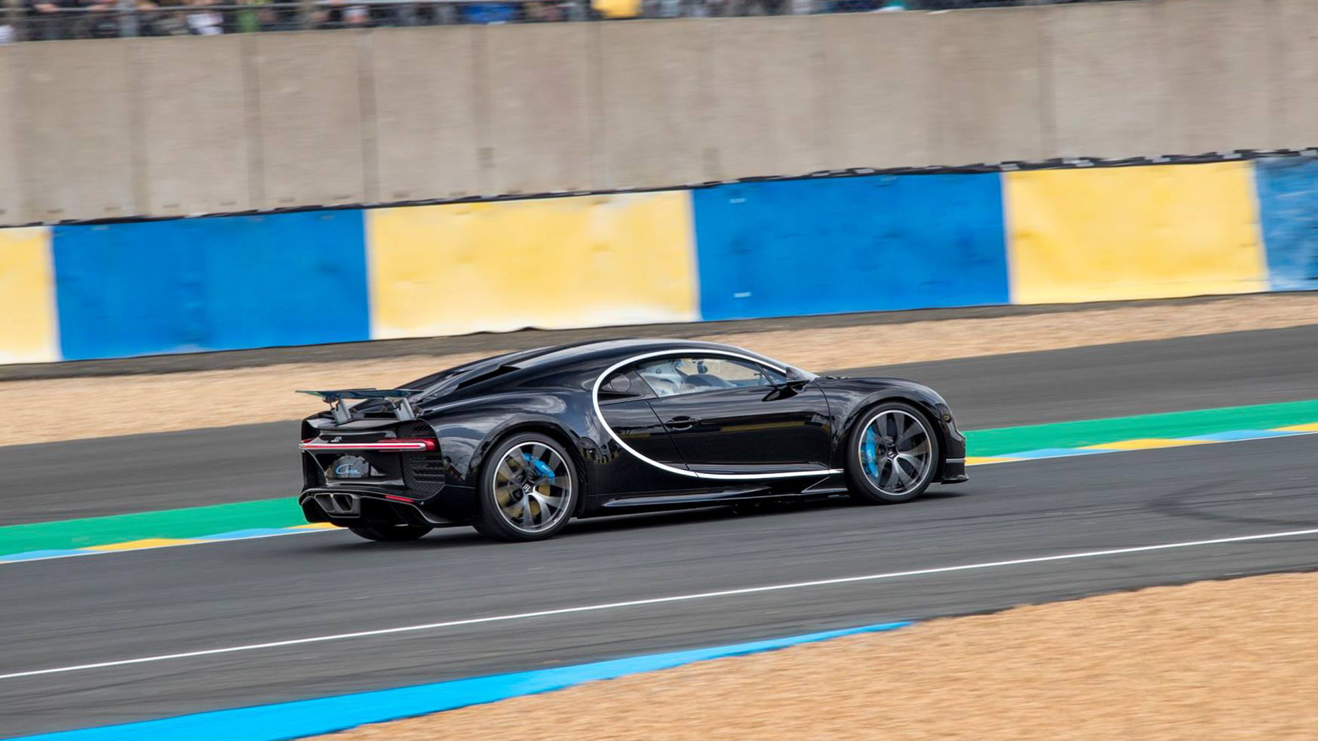 Bugatti Chiron at the 2016 24 Hours of Le Mans