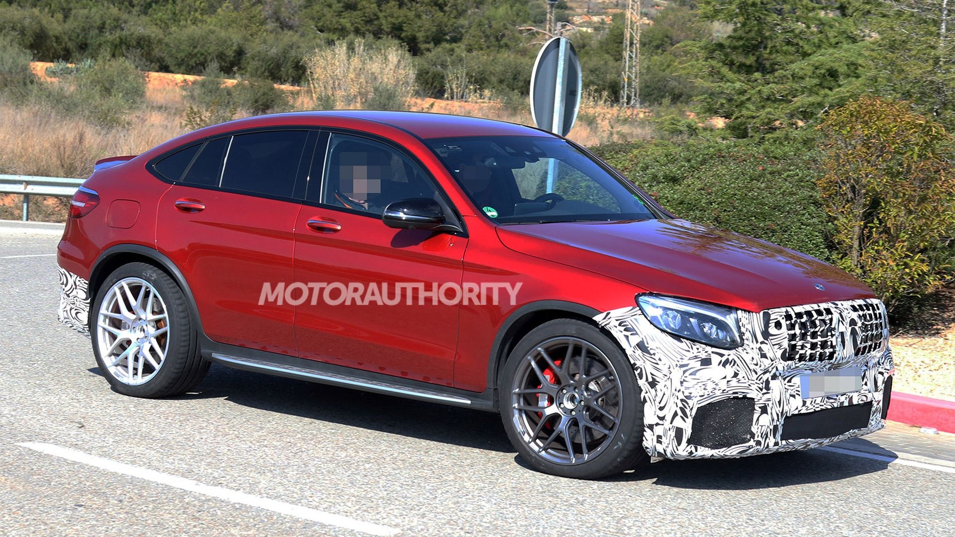 2018 Mercedes-AMG GLC63 Coupe spy shots - Image via S. Baldauf/SB-Medien