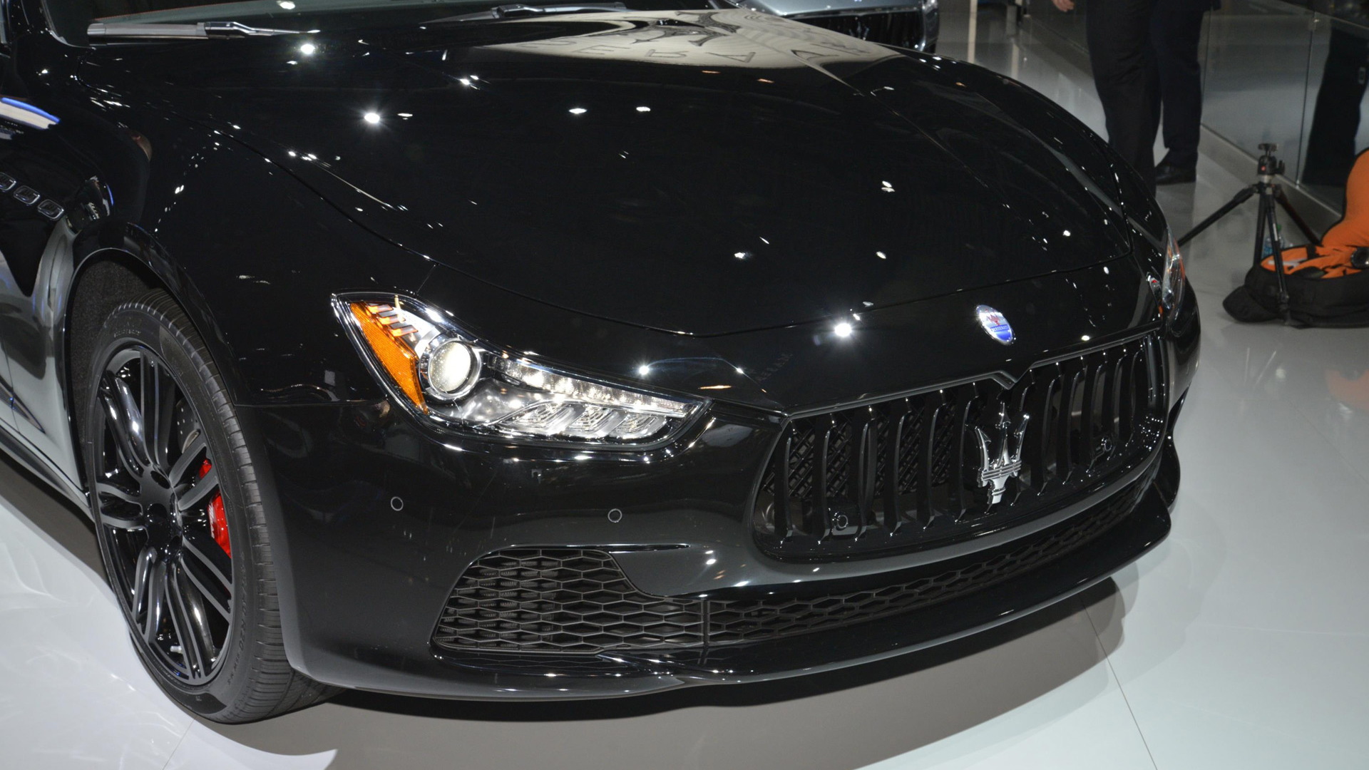 2017 Maserati Ghibli Nerissimo Edition, 2017 New York auto show