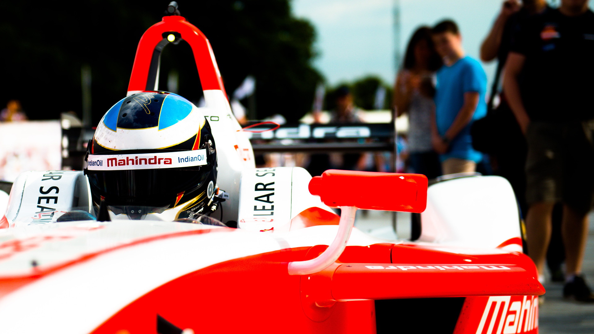 Nick Heidfeld in a Mahindra M4Electric Formula E race car at the 2017 Goodwood Festival of Speed