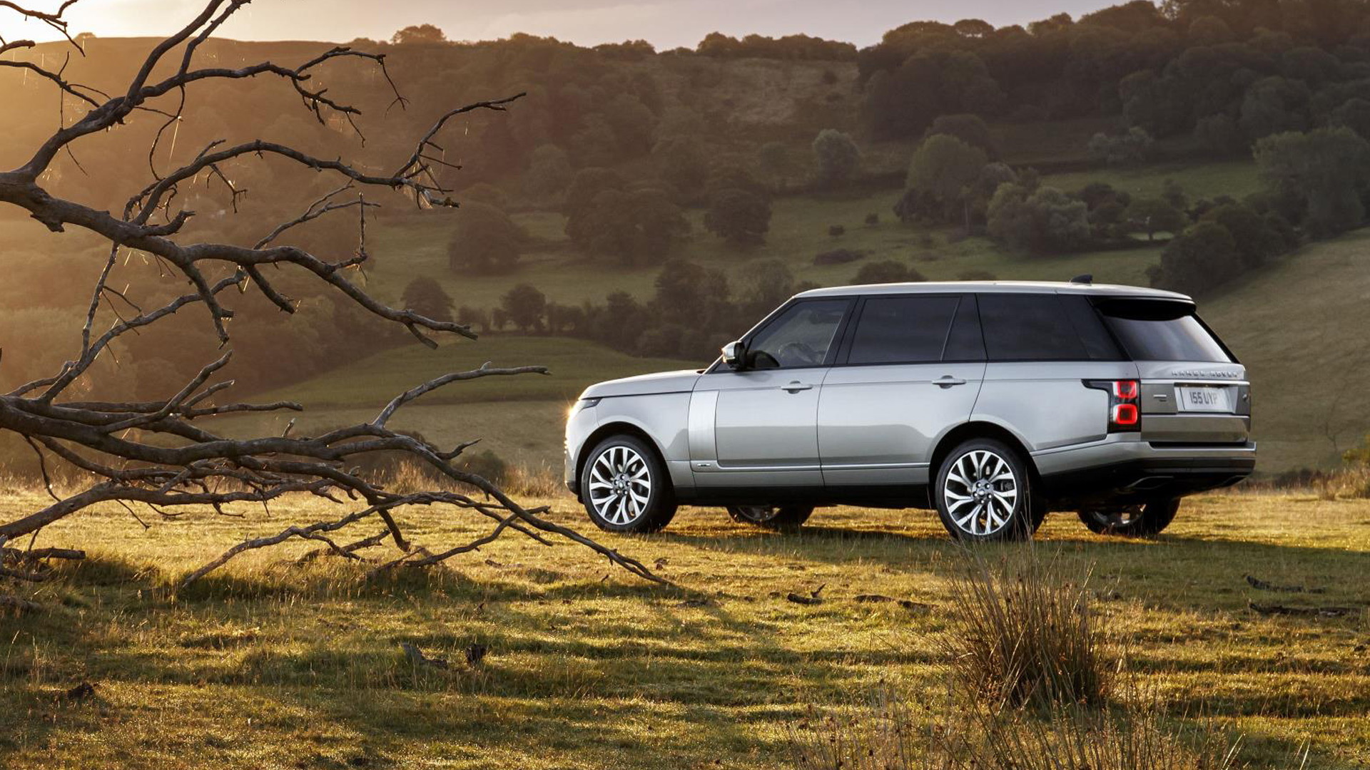 2019 Land Rover Range Rover P400e plug-in hybrid SUV: first drive review