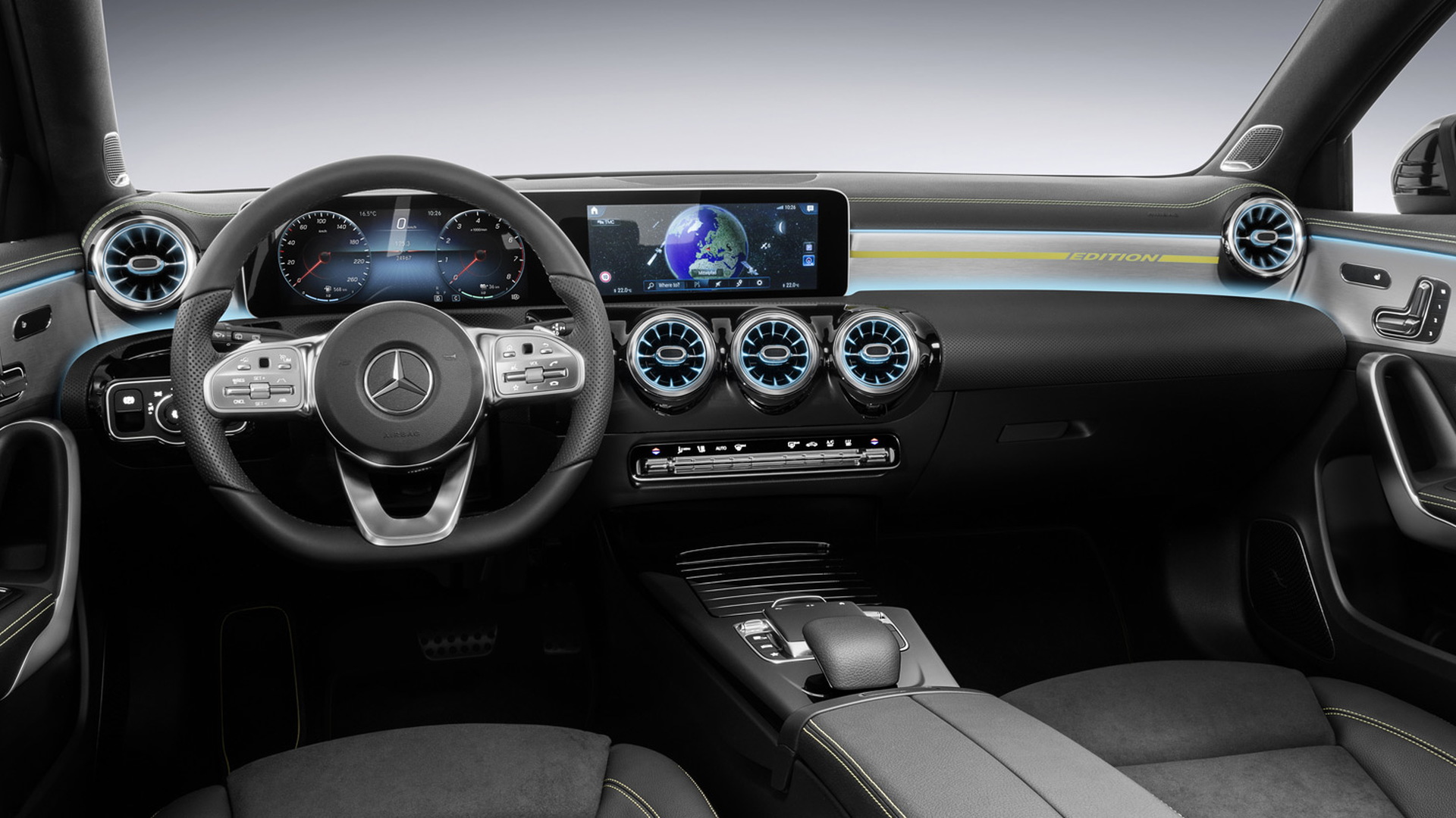 Interior design of next-generation Mercedes-Benz compact cars