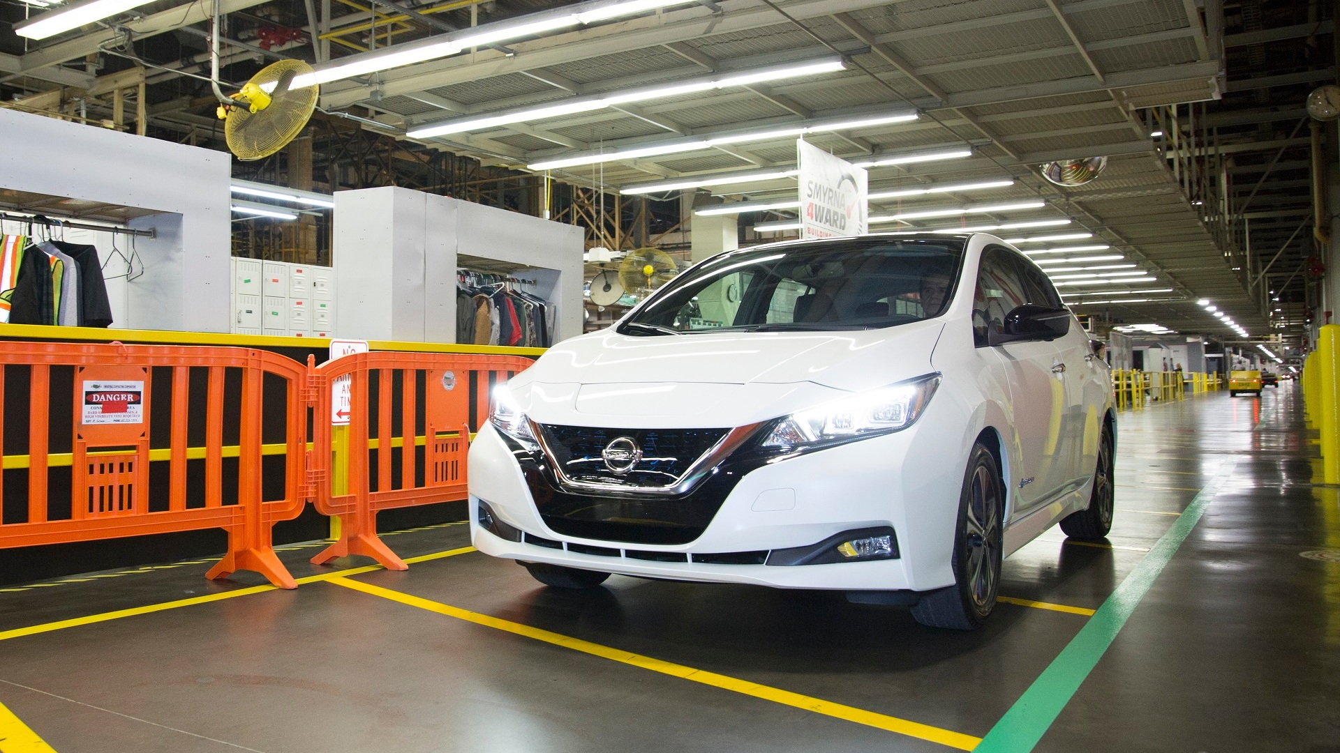 First 2018 Nissan Leaf produced at assembly plant in Smyrna, Tennessee, Dec 2017