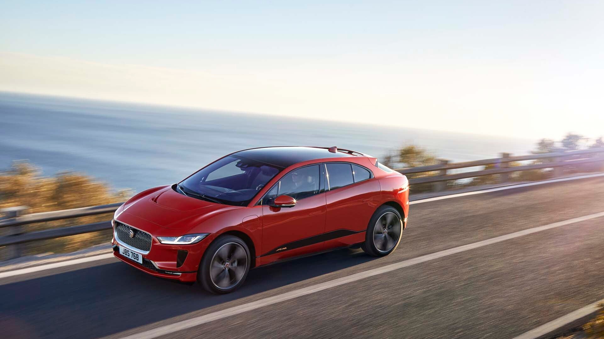 2019 Jaguar I-Pace electric crossover debuts in production ...