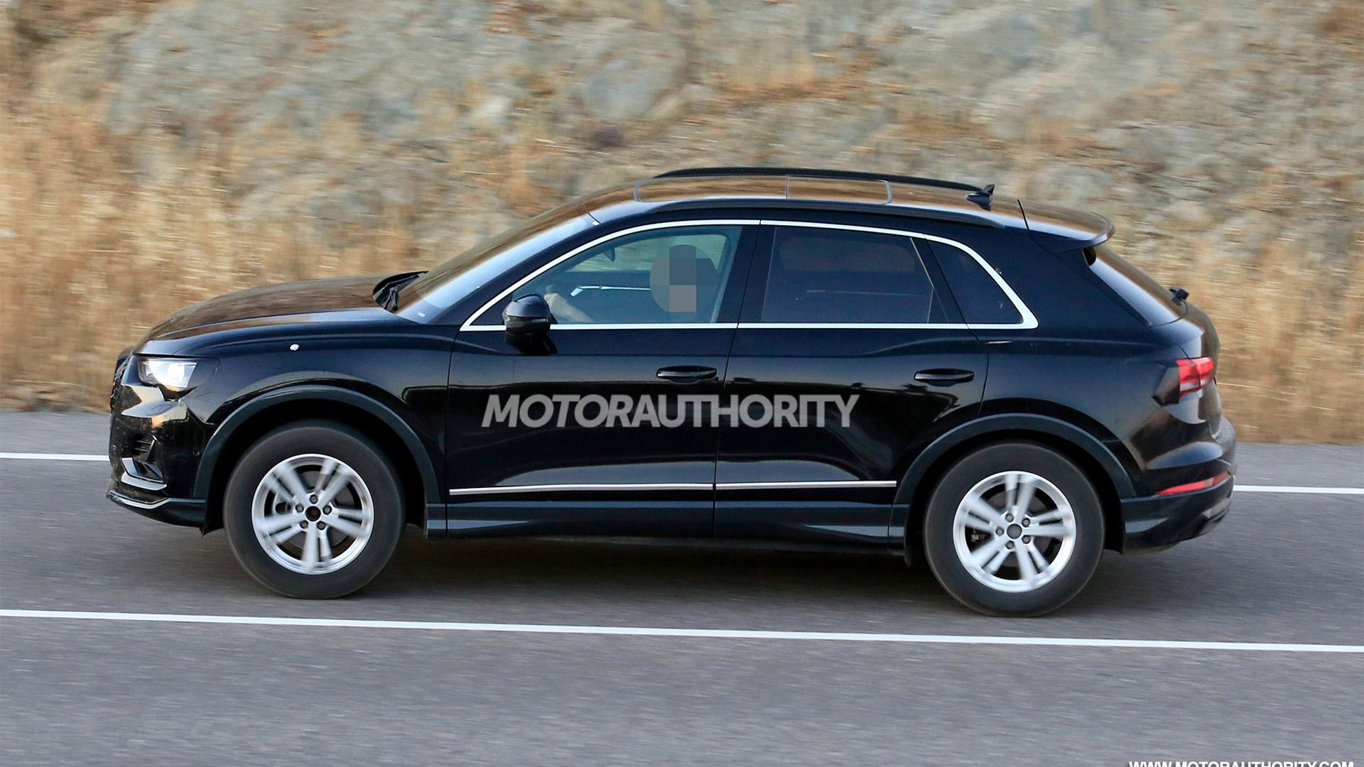 2020 Audi Q3 spy shots - Image via S. Baldauf/SB-Medien