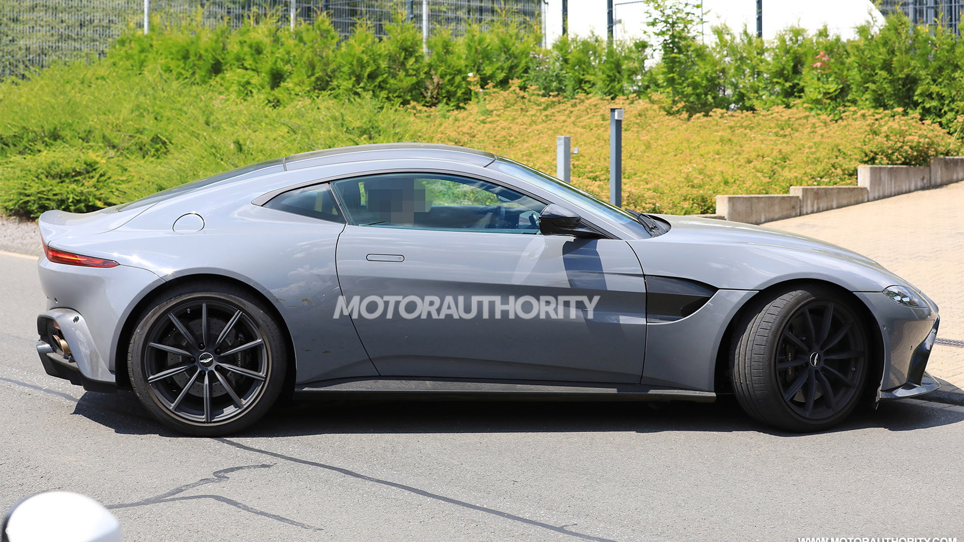 2020 Aston Martin Vantage test mule spy shots - Image via S. Baldauf/SB-Medien