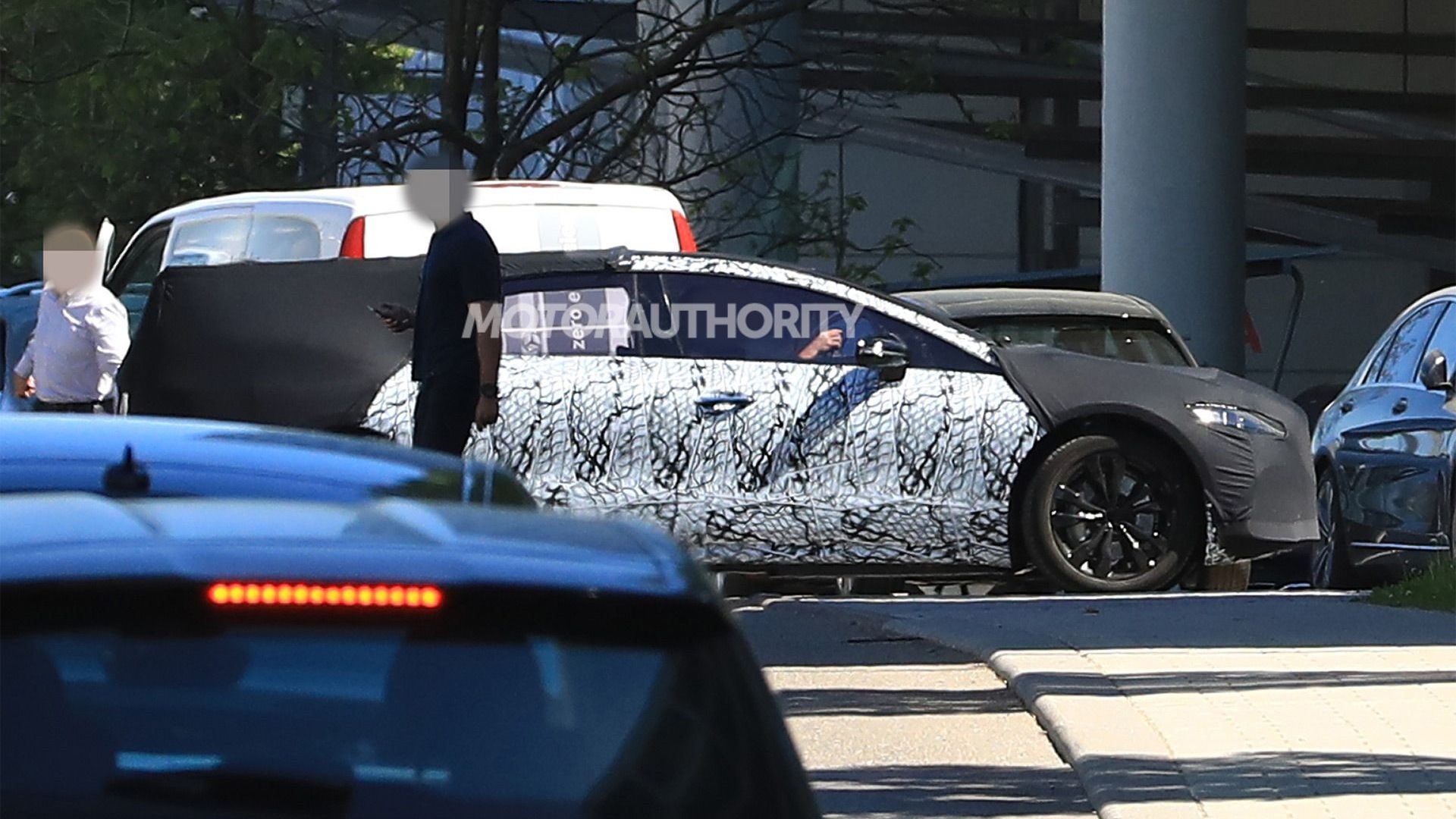 2021 Mercedes-Benz EQS spy shots