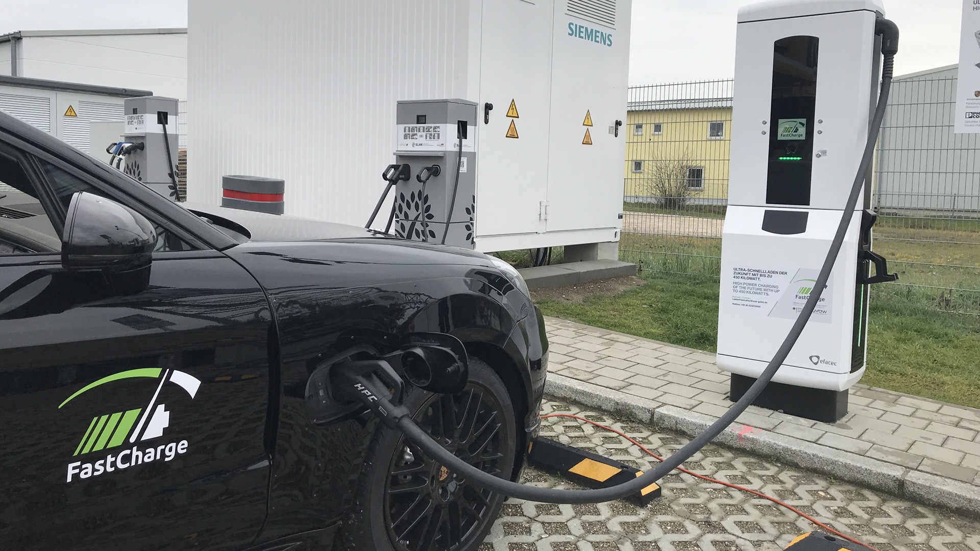 FastCharge 450-kilowatt charging station prototype