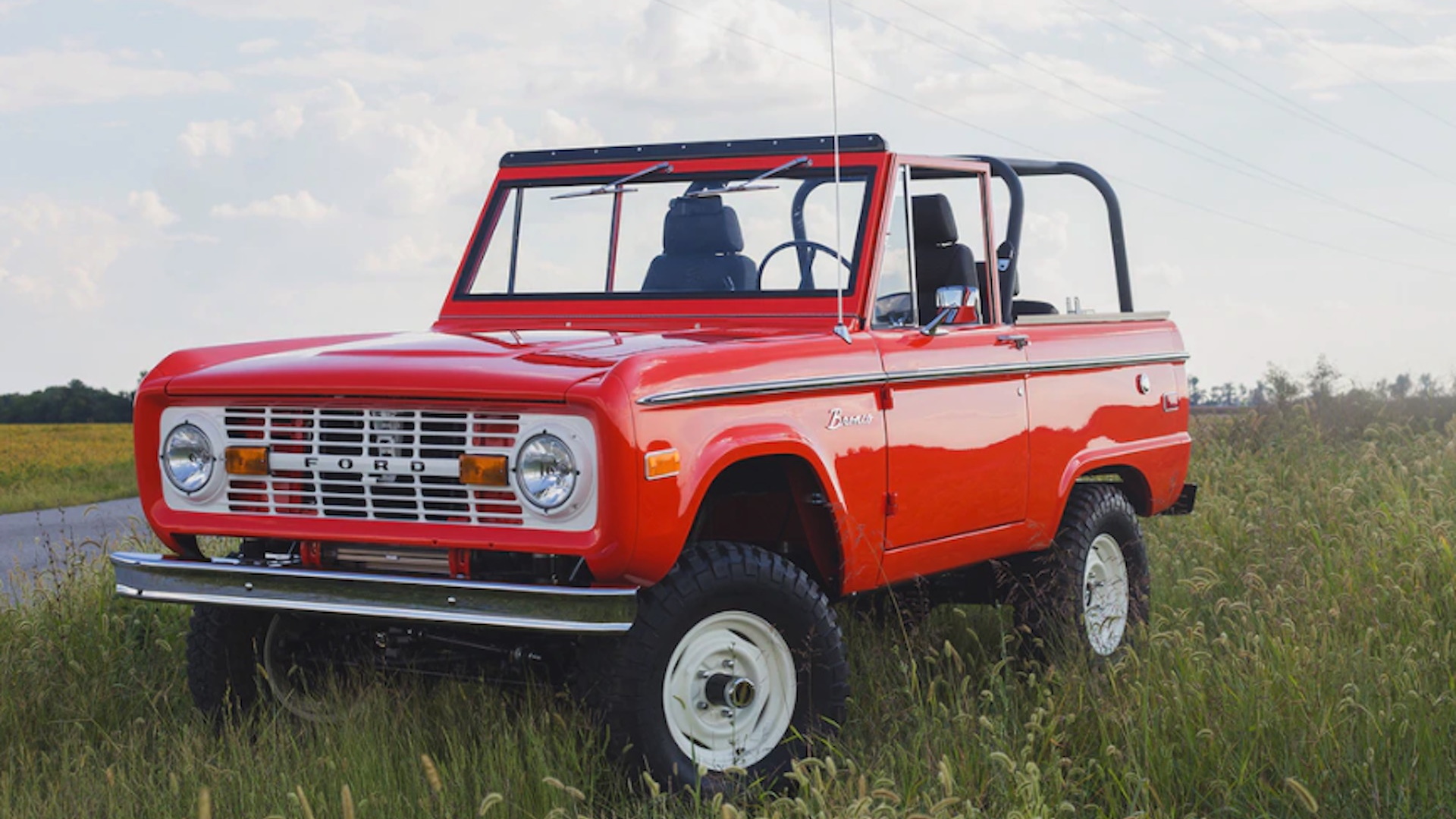 First-generation Ford Bronco recreation by Gateway Bronco