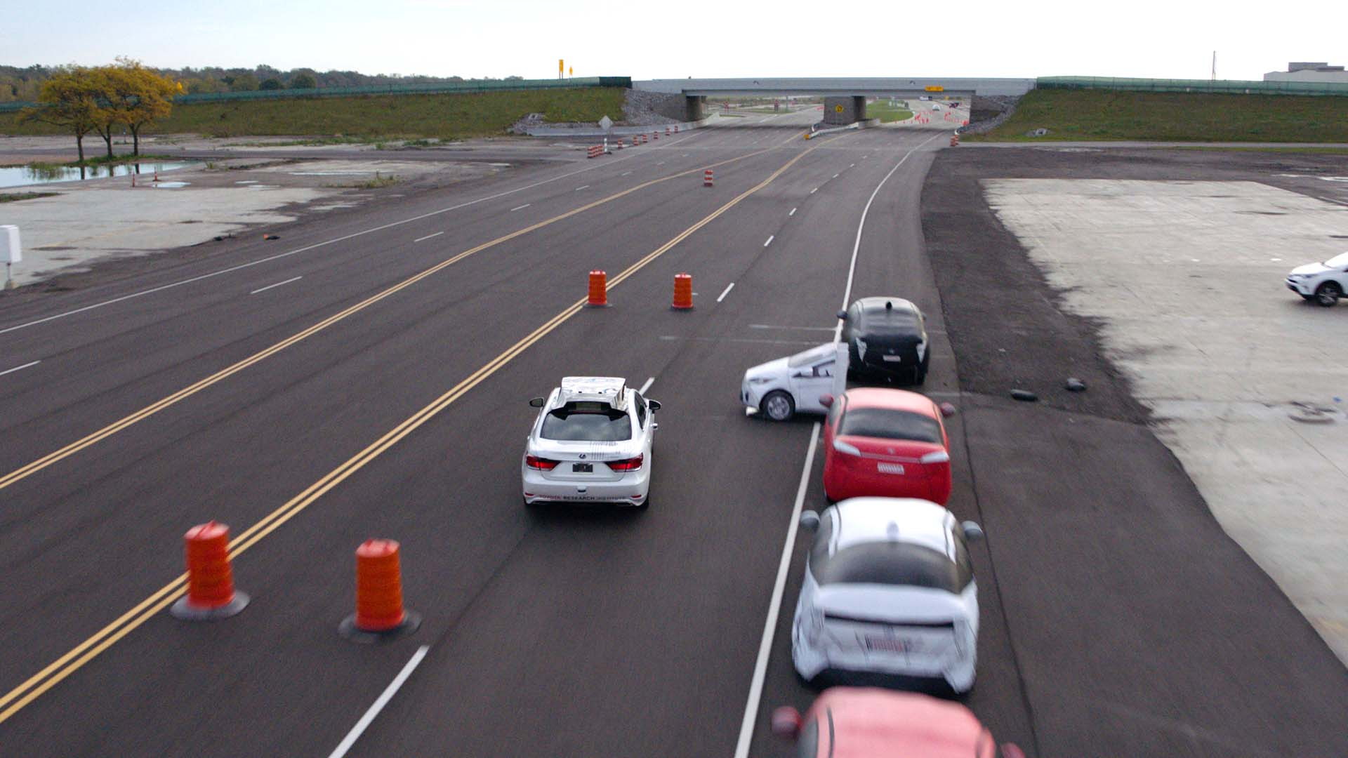 Toyota Research Institute simulation of actual 3-car crash, to test Guardian active-safety system