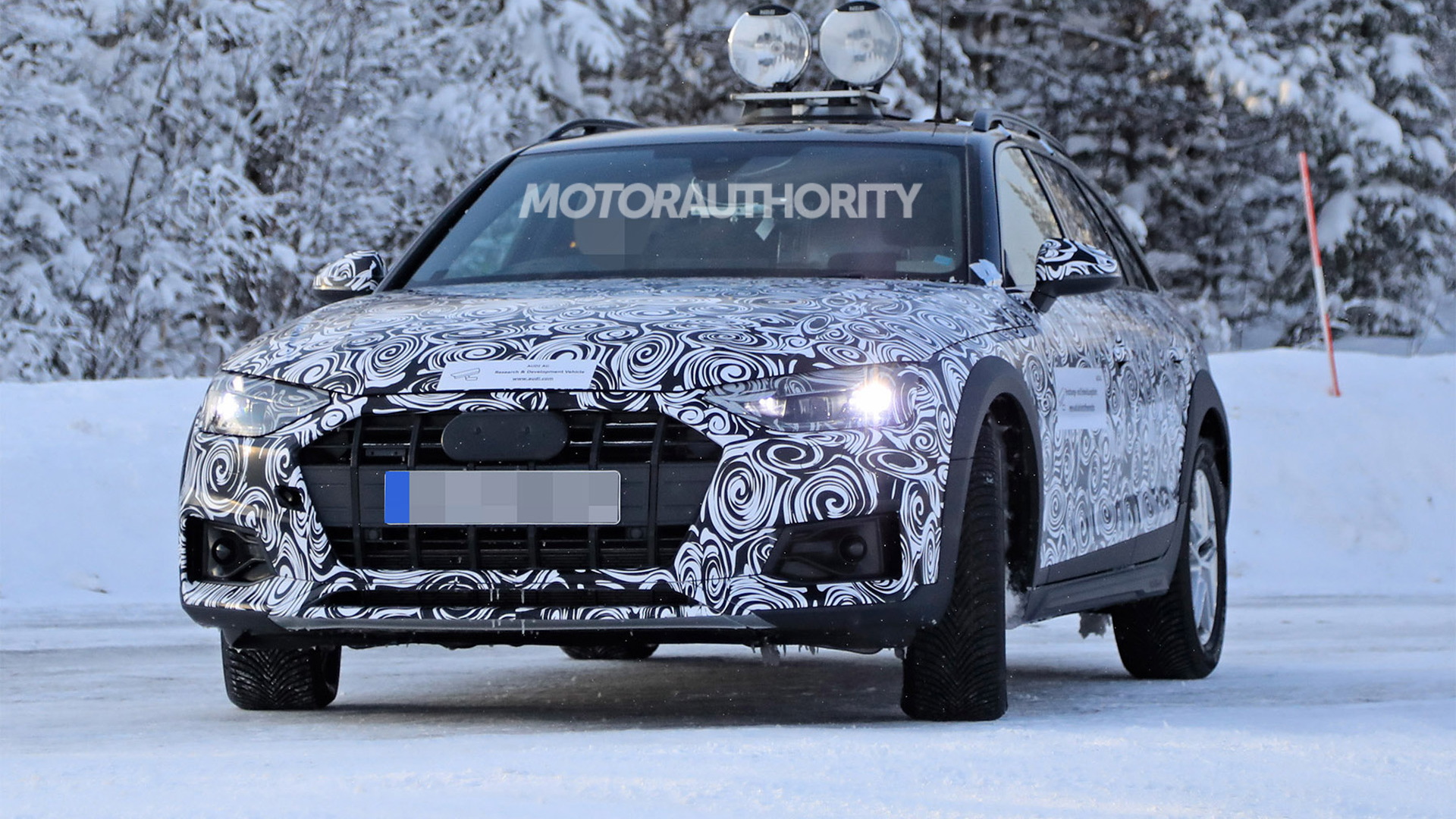 2021 Audi A4 Allroad facelift spy shots - Image via S. Baldauf/SB-Medien