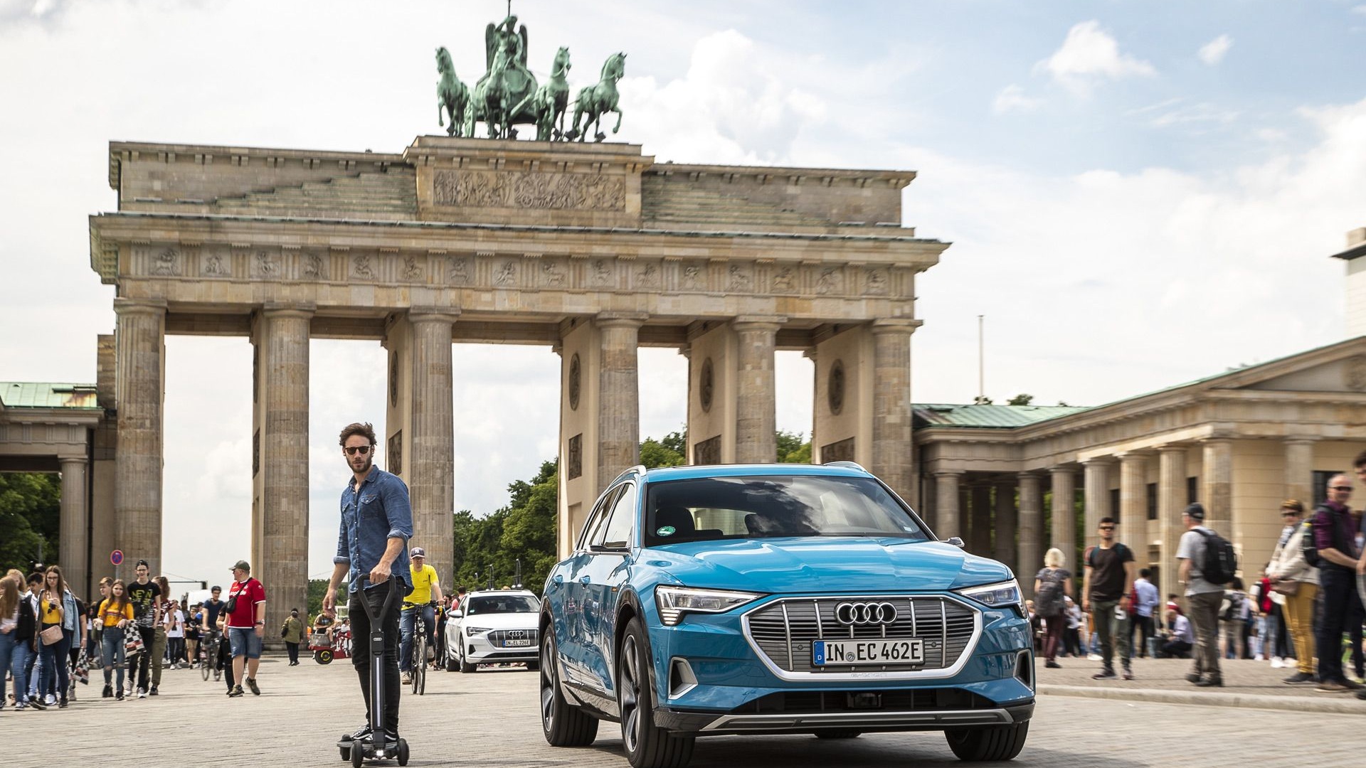 Audi E-tron Scooter concept