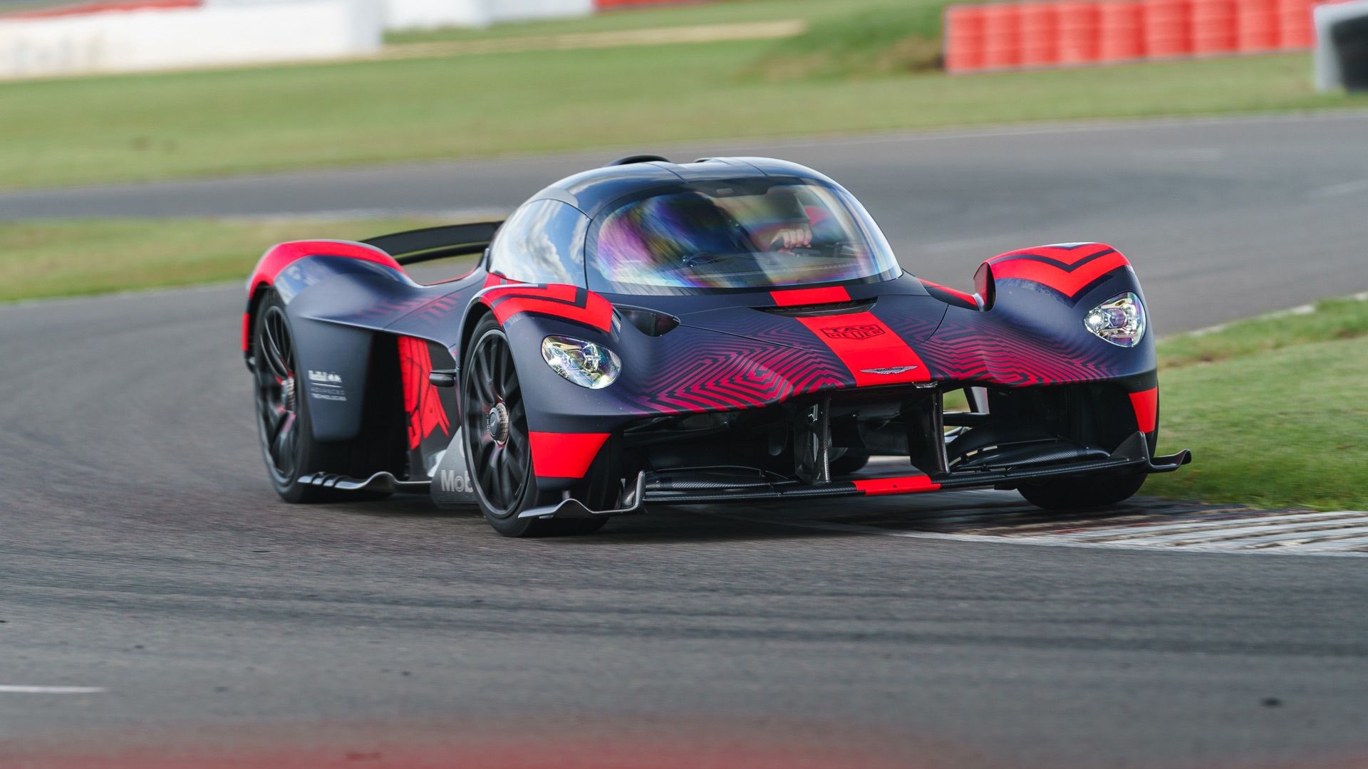 Aston Martin Valkyrie