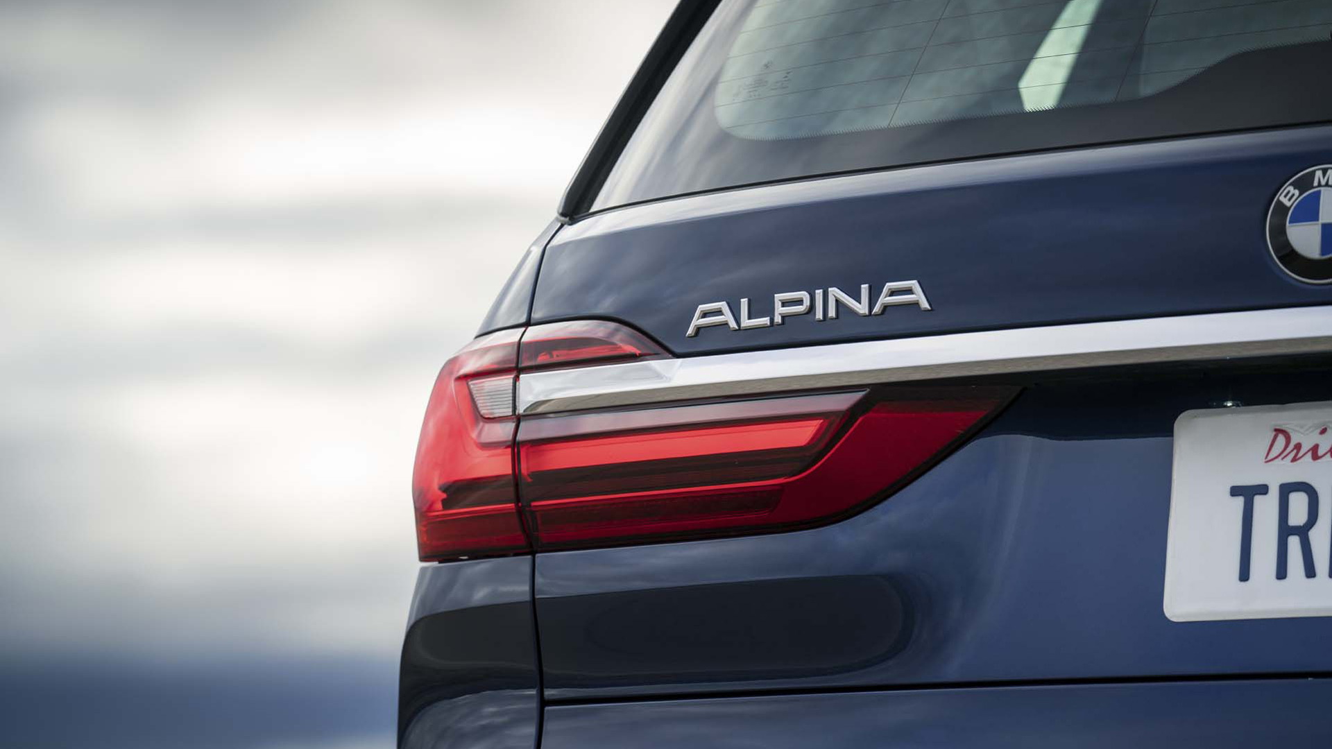 2021 BMW Alpina XB7