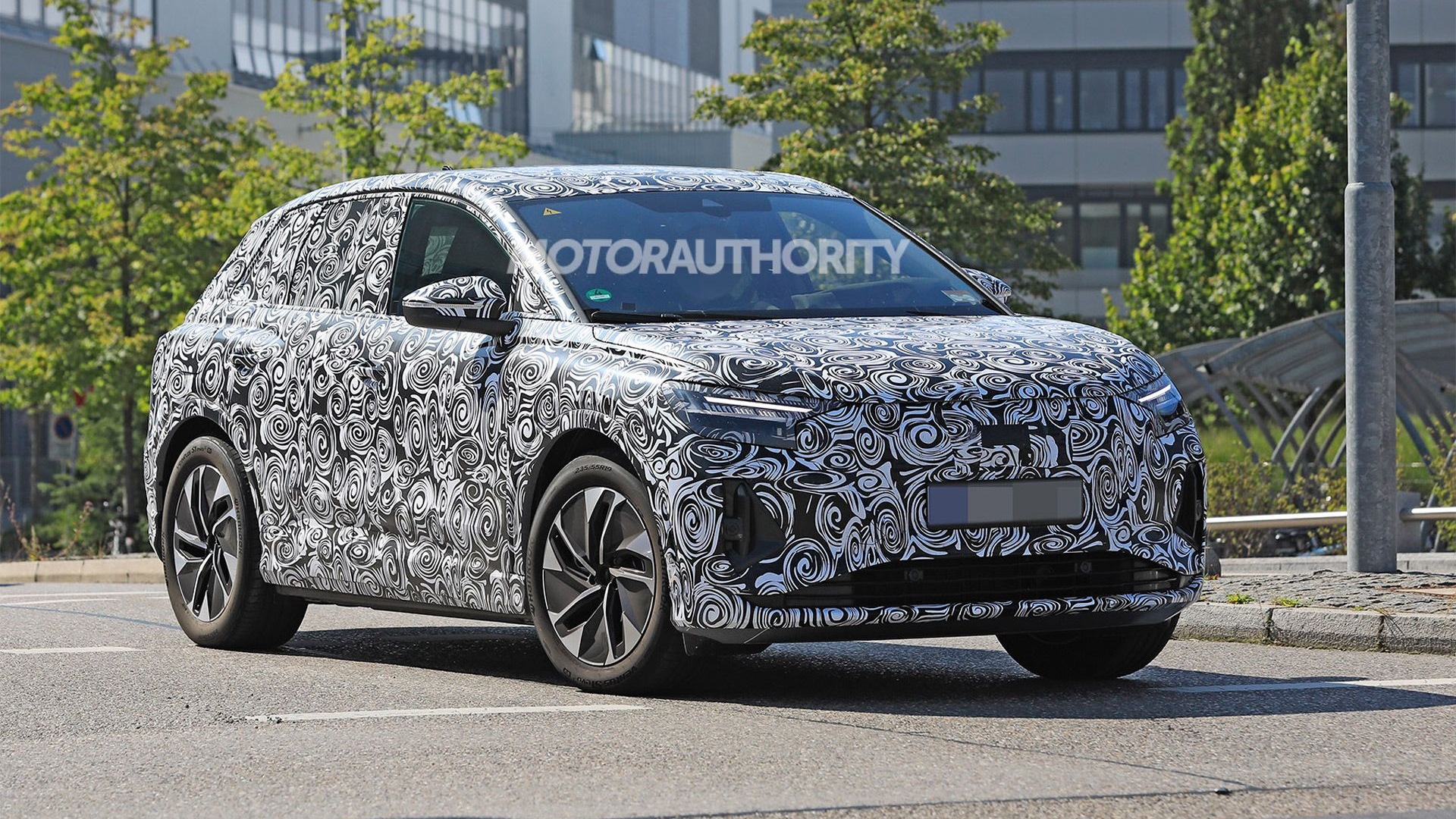 2022 Audi Q4 E-Tron spy shots - Photo credit: S. Baldauf/SB-Medien