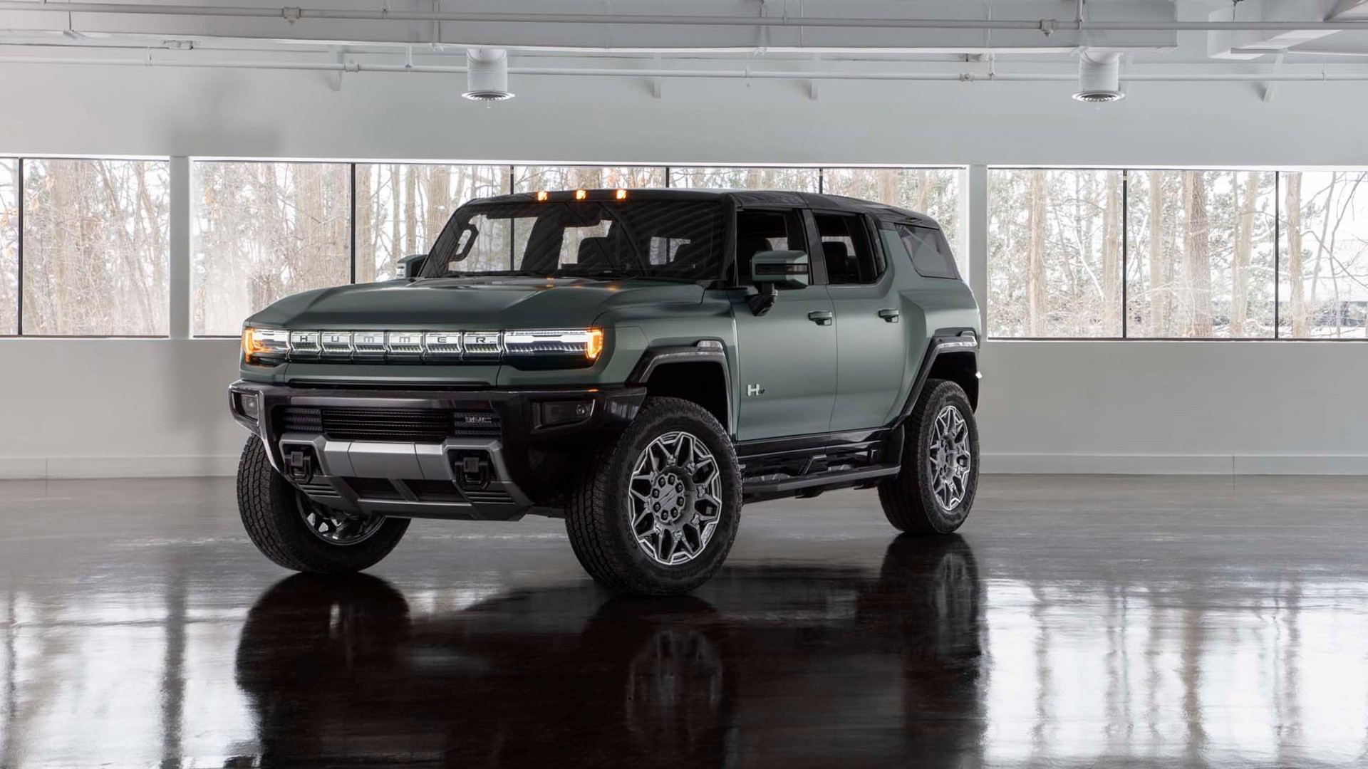 2024 GMC Hummer EV SUV