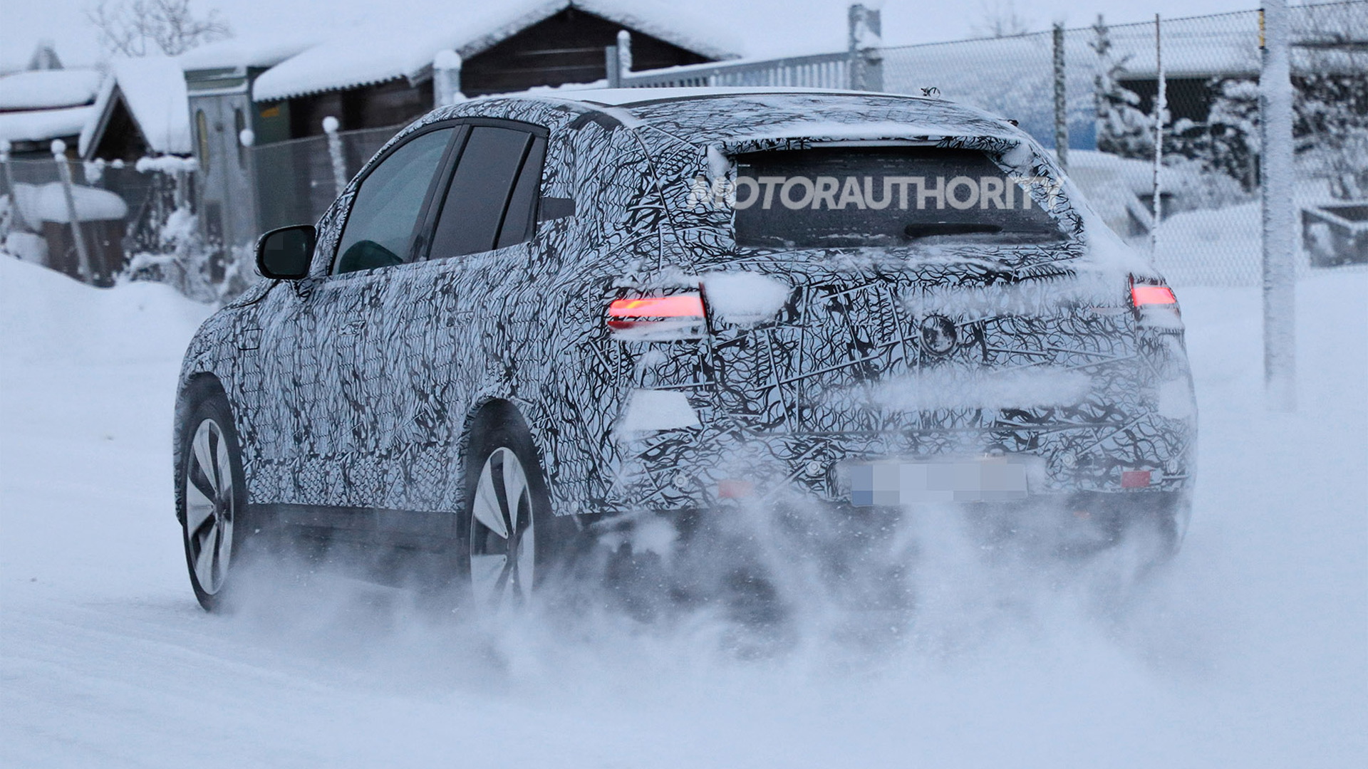 2023 Mercedes-Benz EQE SUV spy shots - Photo credit: S. Baldauf/SB-Medien