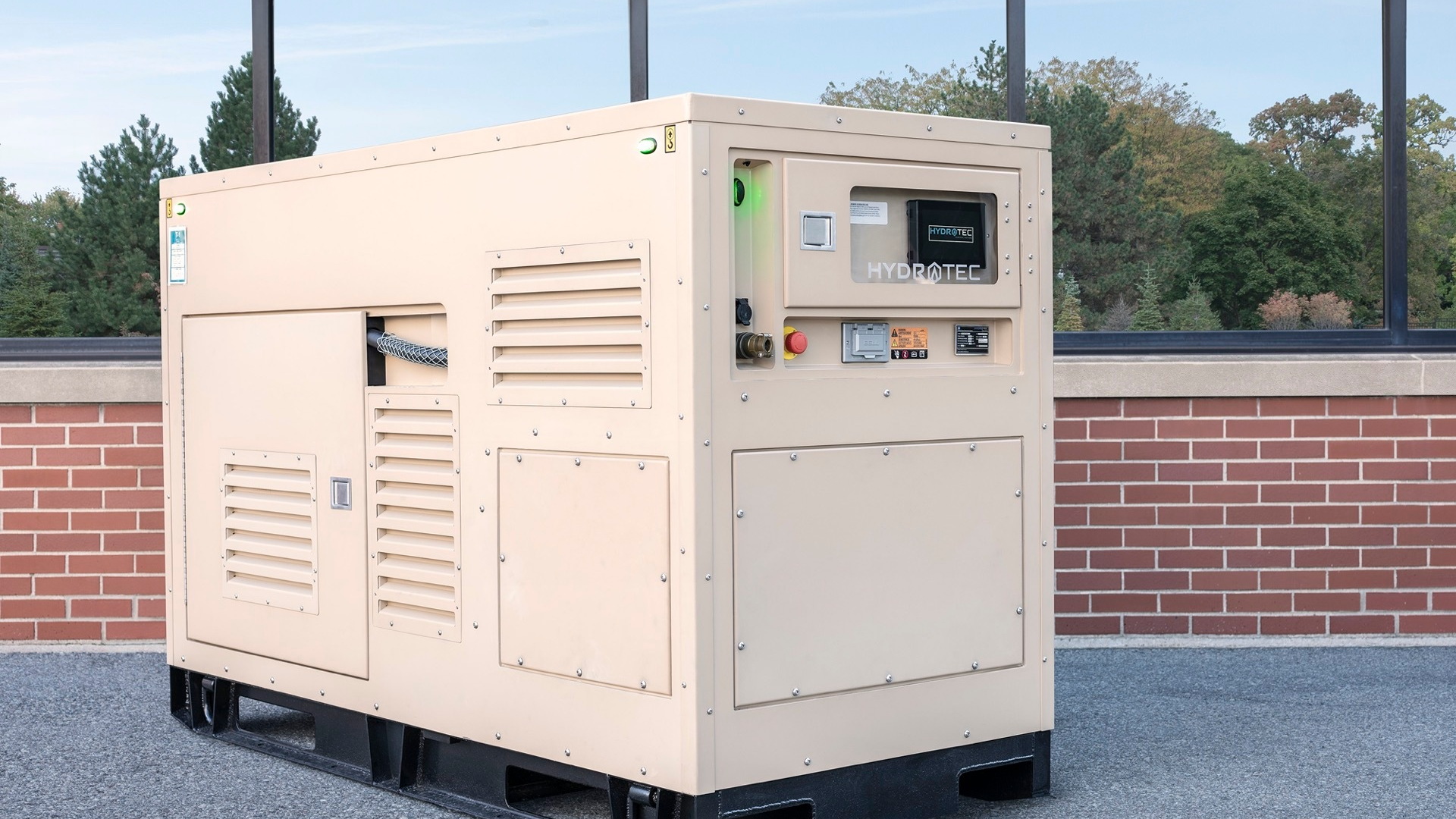 GM Hydrotec and Renewable Innovations’ Mobile Power Generator - palletized version
