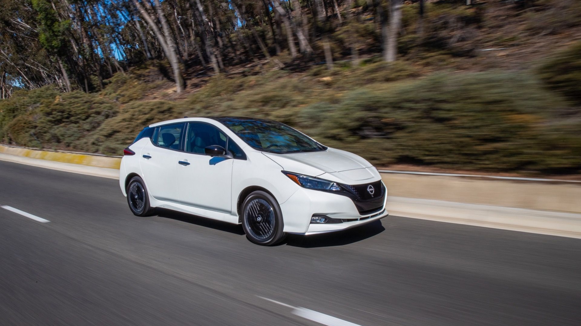 Preview 2023 Nissan Leaf Heads To New York Auto Show With New Look