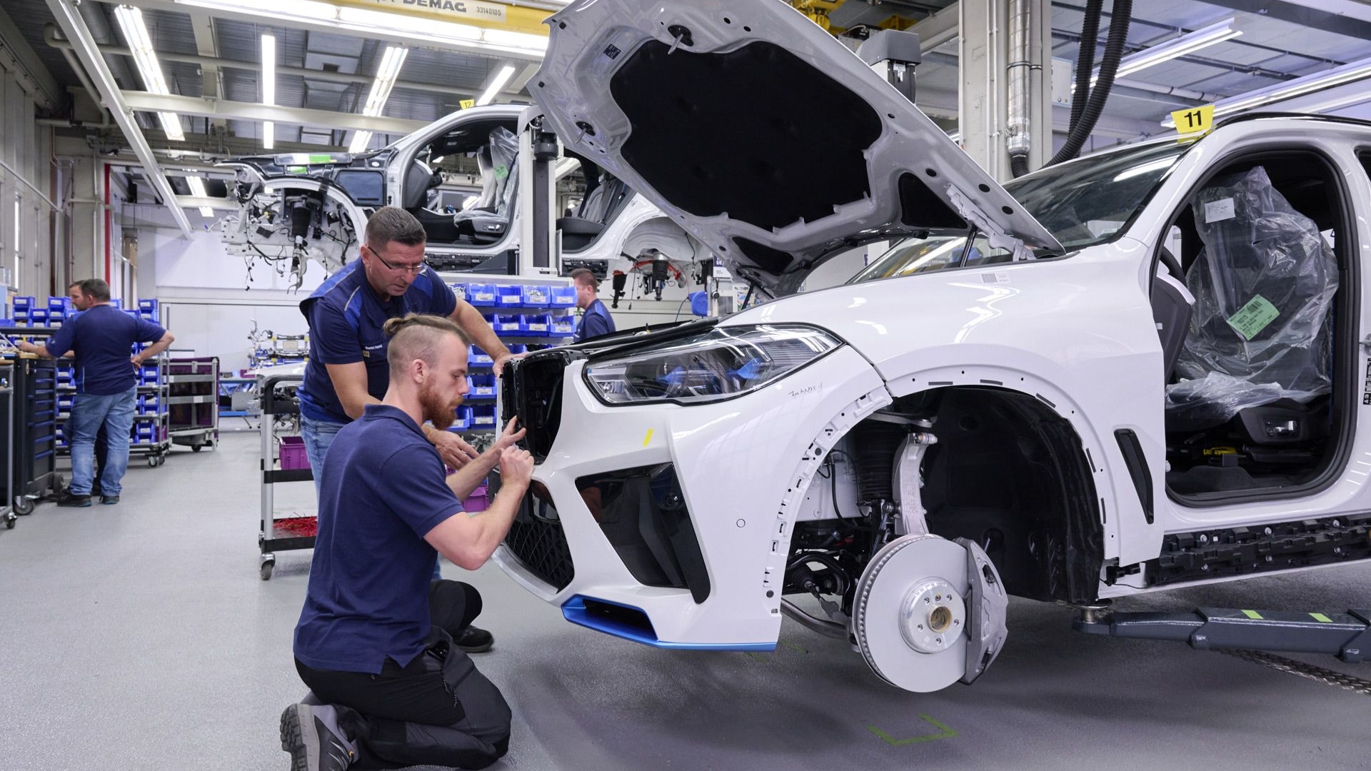 BMW iX5 Hydrogen production - Dec. 2022